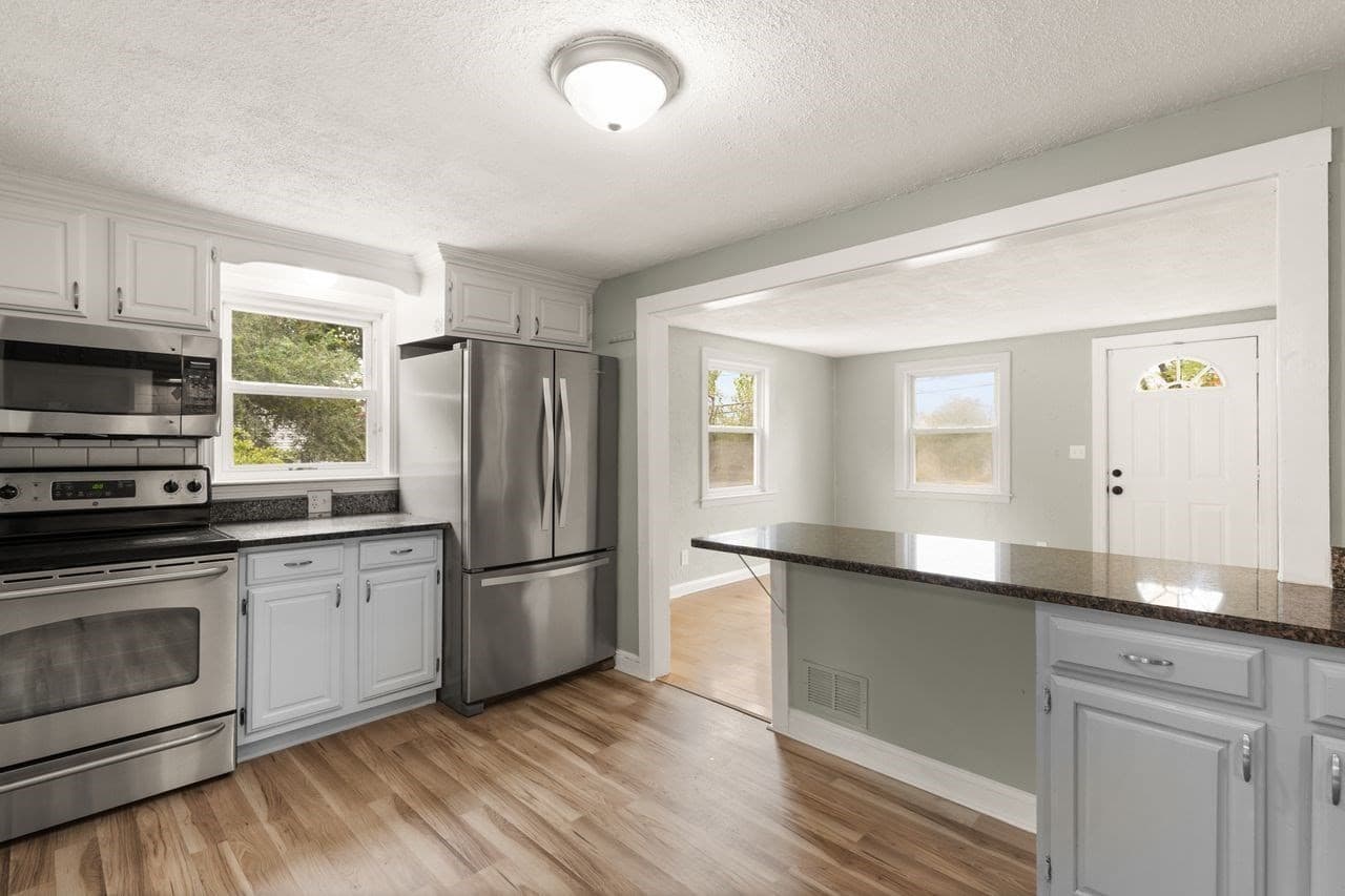 Single Family Residence at 519 Turnpike St, Easton MA 02375, Easton, photo 6 of 41