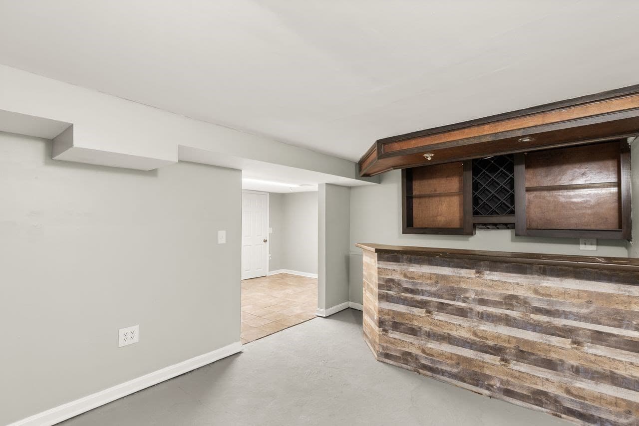 Single Family Residence at 519 Turnpike St, Easton MA 02375, Easton, photo 16 of 41
