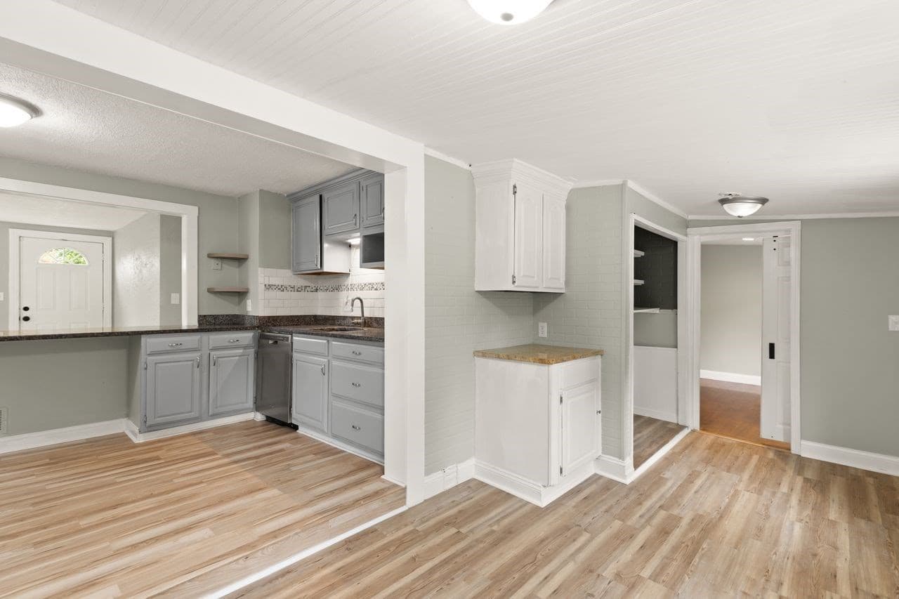 Single Family Residence at 519 Turnpike St, Easton MA 02375, Easton, photo 12 of 41