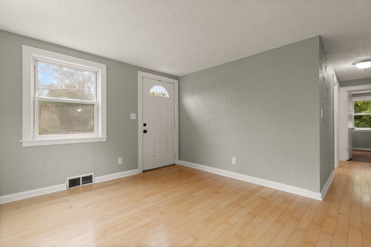 Single Family Residence at 519 Turnpike St, Easton MA 02375, Easton, photo 20 of 41
