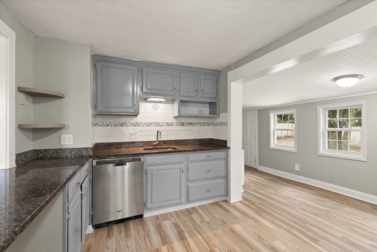 Single Family Residence at 519 Turnpike St, Easton MA 02375, Easton, photo 8 of 41