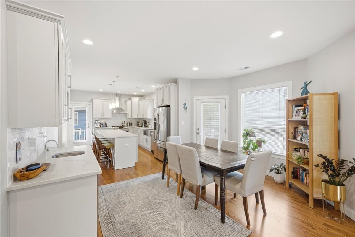 Condominium at 15 Ricker Rd # 2, Newton MA 02458, Newton, photo 6 of 19