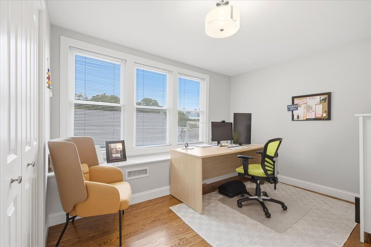 Condominium at 15 Ricker Rd # 2, Newton MA 02458, Newton, photo 14 of 19
