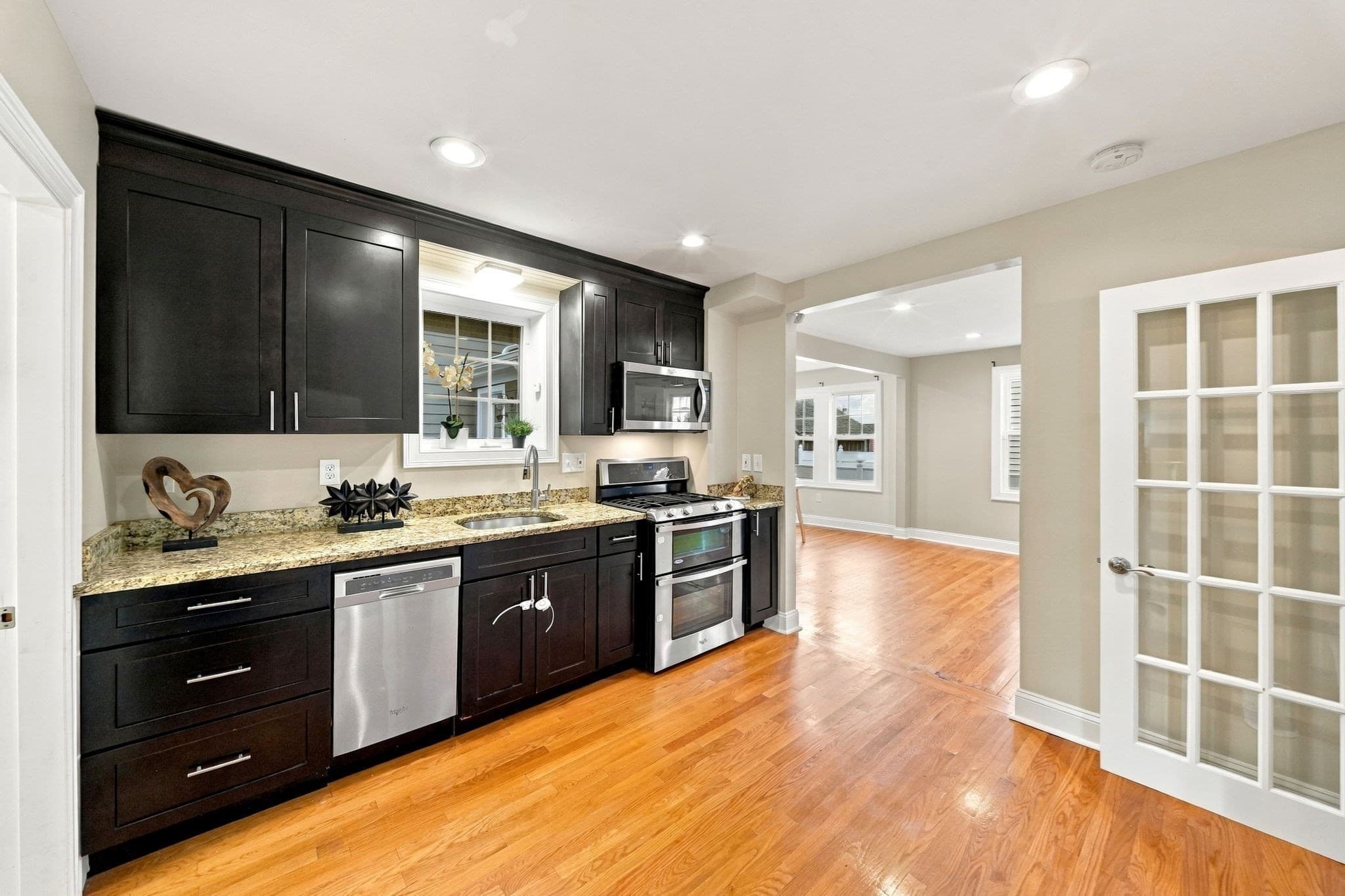 2 Family - 2 Units Up/Down at 201 Billings St, Quincy MA 02171, Quincy, photo 13 of 42