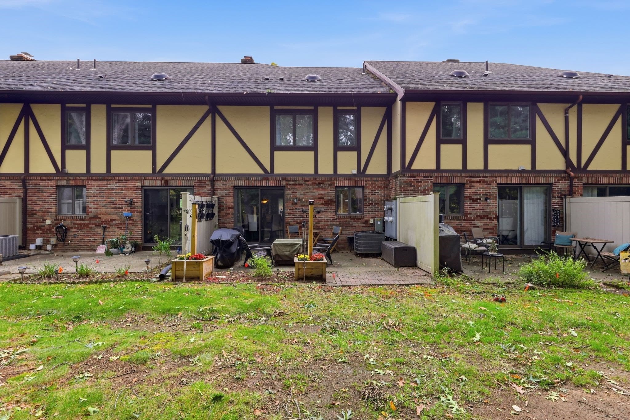 Condominium at 18 Mansion Woods Dr # C, Agawam MA 01001, Agawam, photo 34 of 38