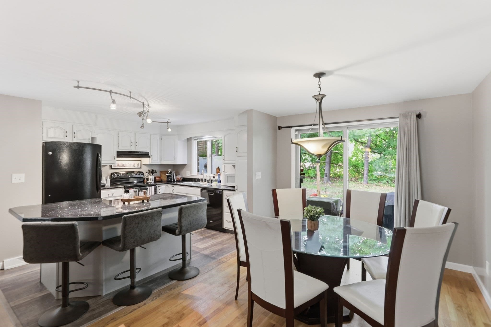 Condominium at 18 Mansion Woods Dr # C, Agawam MA 01001, Agawam, photo 11 of 38