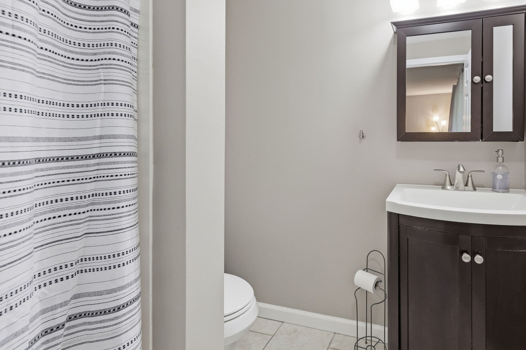 Condominium at 18 Mansion Woods Dr # C, Agawam MA 01001, Agawam, photo 19 of 38