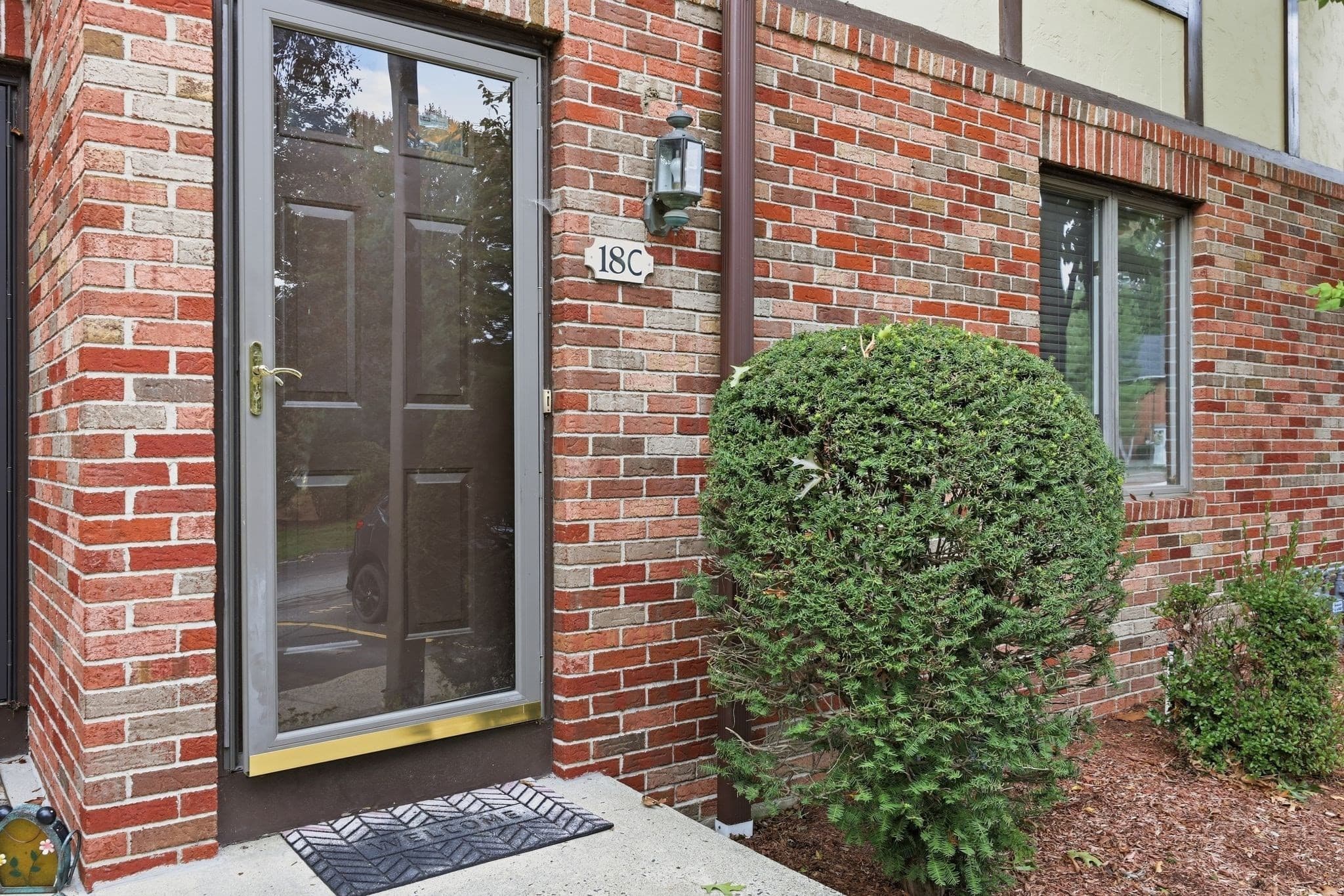 Condominium at 18 Mansion Woods Dr # C, Agawam MA 01001, Agawam, photo 4 of 38