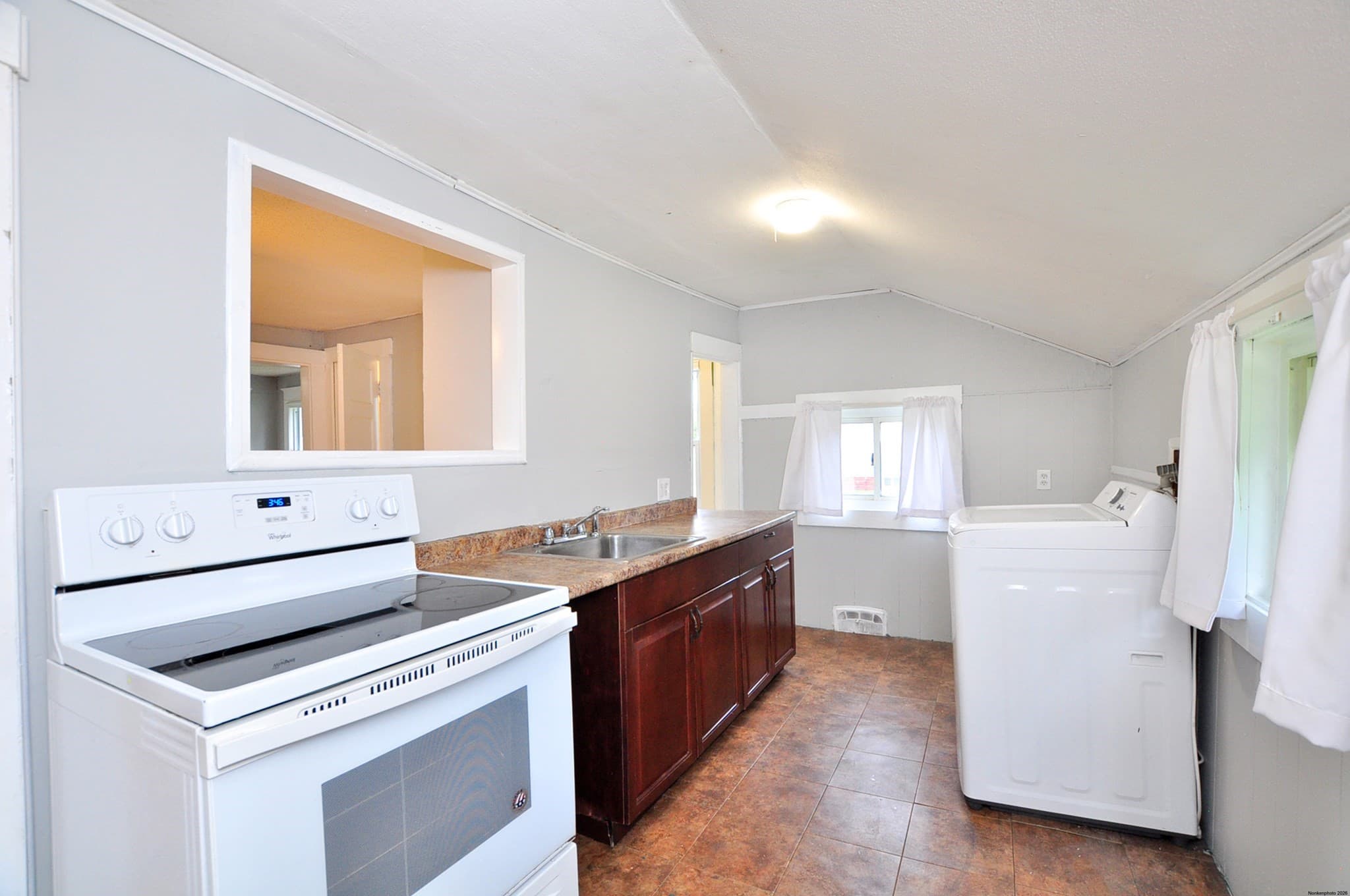 Single Family Residence at 834 East St, Ludlow MA 01056, Ludlow, photo 20 of 27