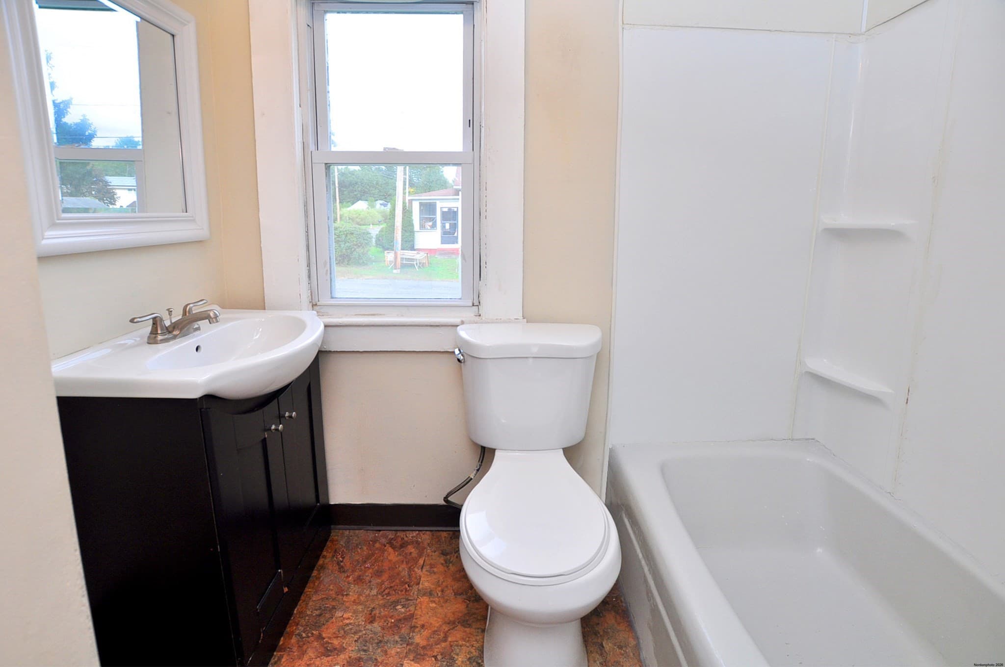 Single Family Residence at 834 East St, Ludlow MA 01056, Ludlow, photo 14 of 27