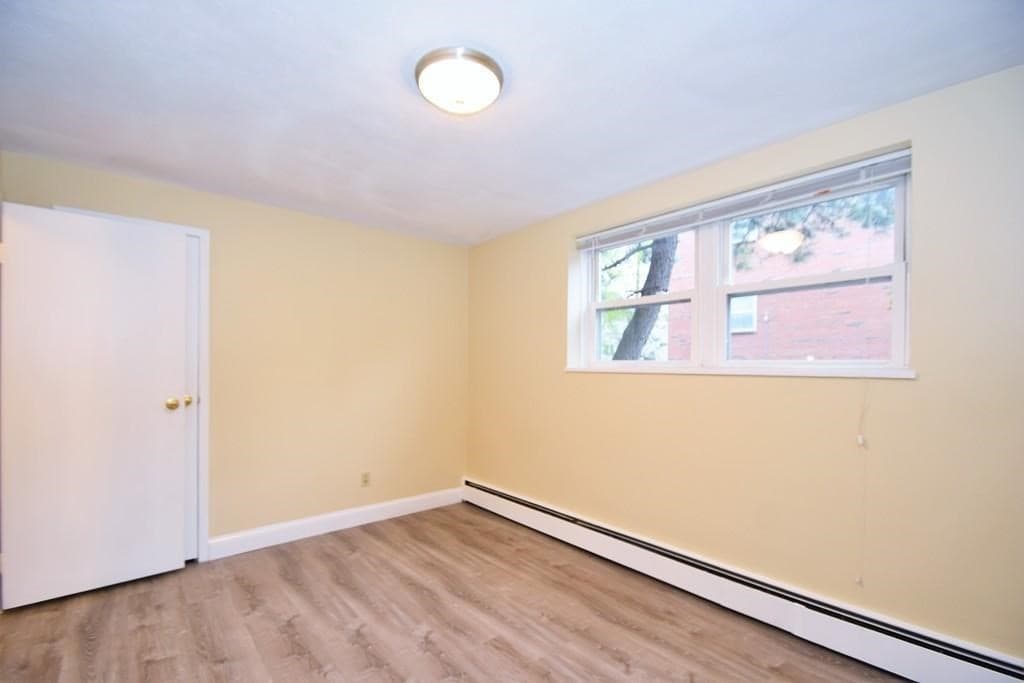 Condominium at 1105 Lexington St # 3, Waltham MA 02452, Waltham, photo 11 of 12