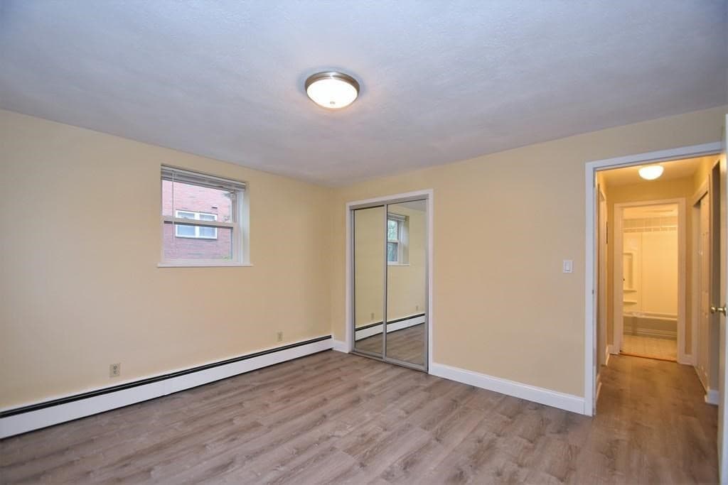Condominium at 1105 Lexington St # 3, Waltham MA 02452, Waltham, photo 8 of 12