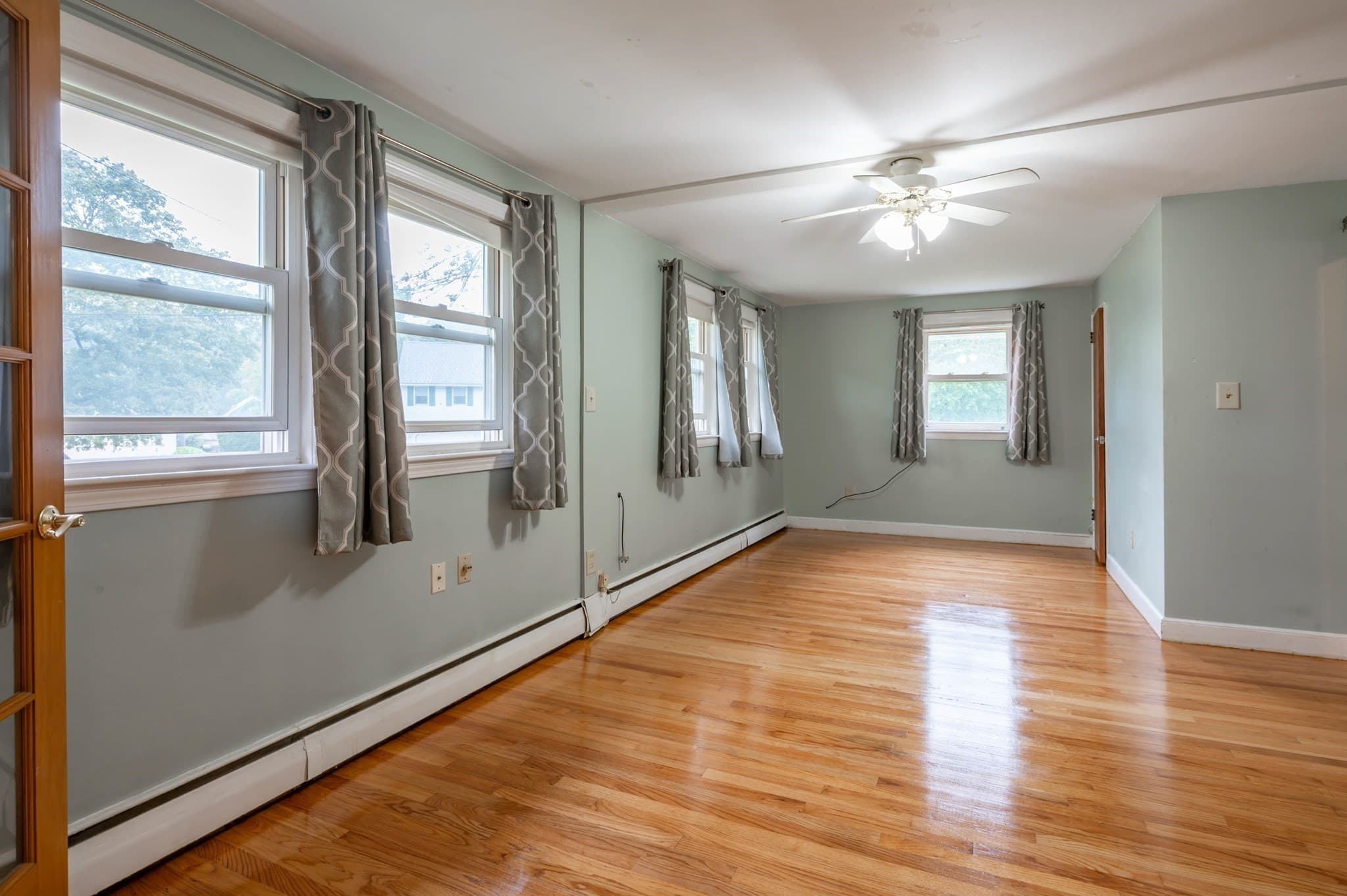 Single Family Residence at 5 Martin Dr, Billerica MA 01821, Billerica, photo 13 of 35