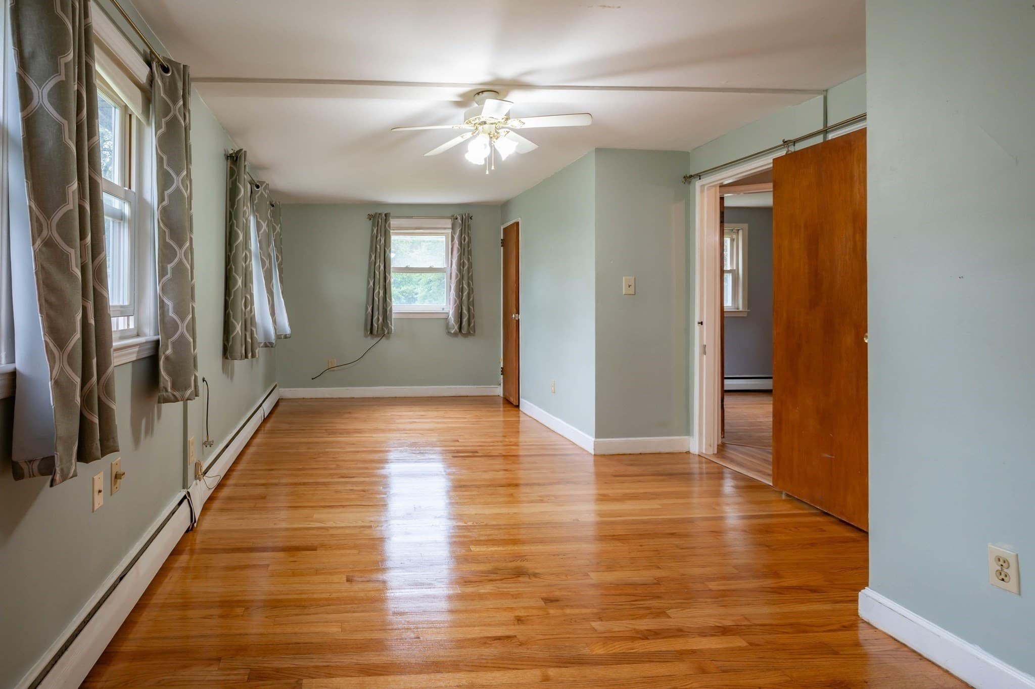 Single Family Residence at 5 Martin Dr, Billerica MA 01821, Billerica, photo 12 of 35
