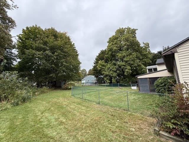 Single Family Residence at 5 Martin Dr, Billerica MA 01821, Billerica, photo 33 of 35