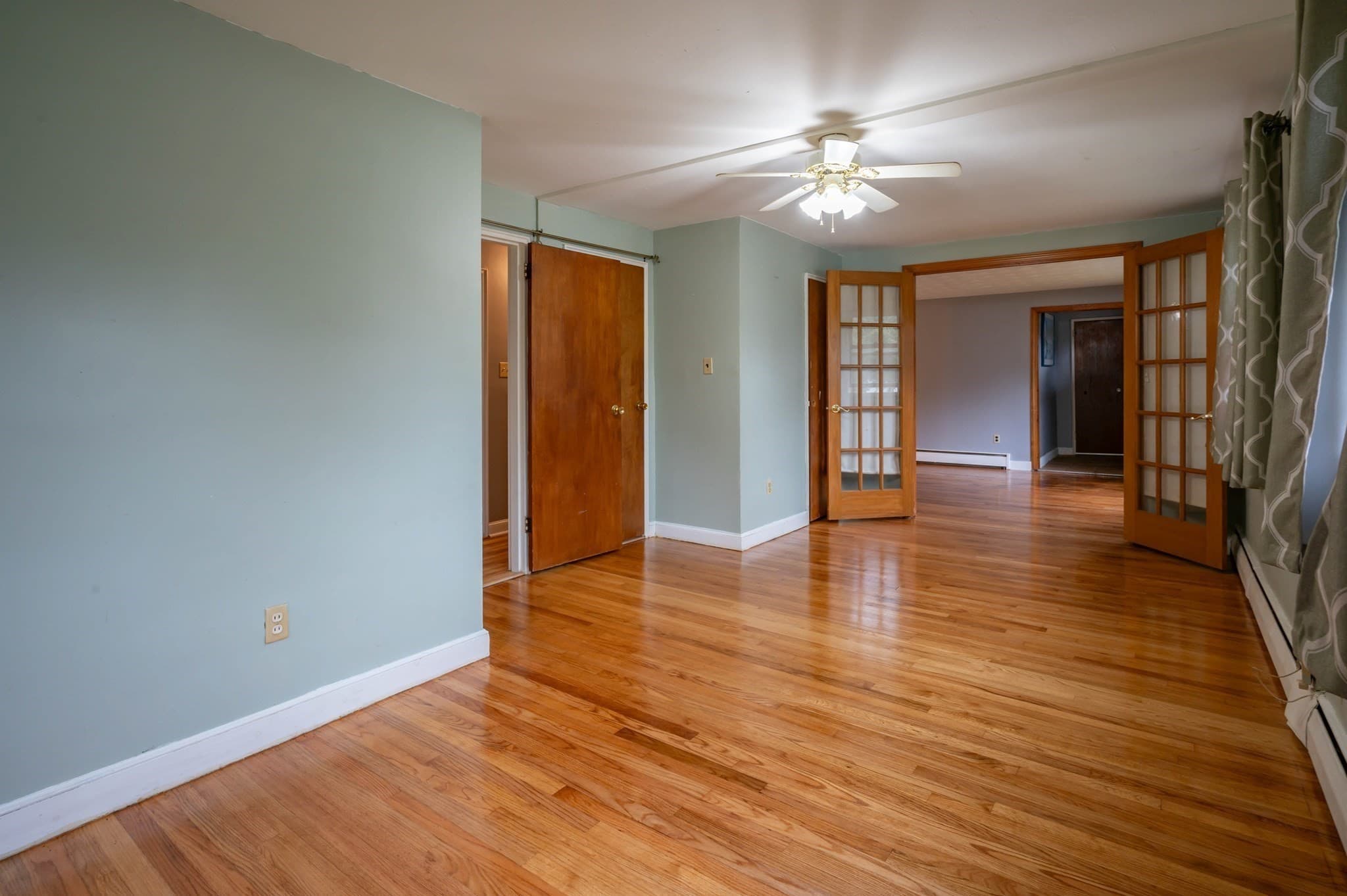 Single Family Residence at 5 Martin Dr, Billerica MA 01821, Billerica, photo 14 of 35