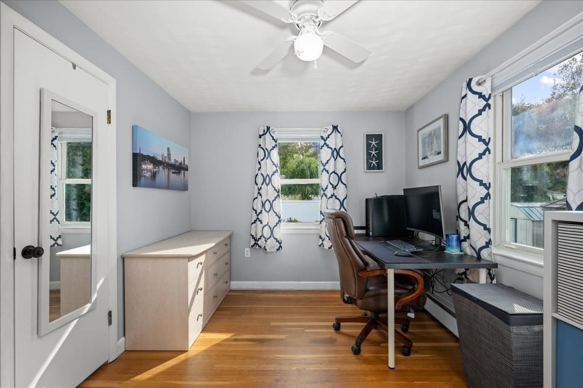 Single Family Residence at 58 Putnam Hill Rd, Sutton MA 01590, Sutton, photo 13 of 30