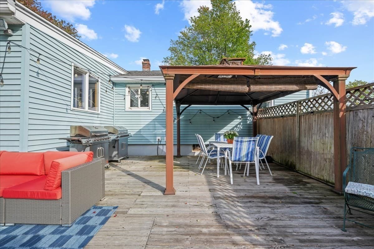 Single Family Residence at 58 Putnam Hill Rd, Sutton MA 01590, Sutton, photo 20 of 30