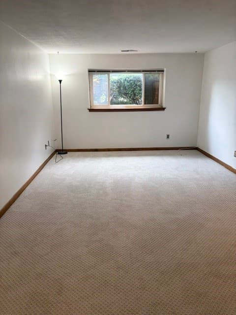 Condominium at 676 Farm Rd # 1, Marlborough MA 01752, Marlborough, photo 2 of 13