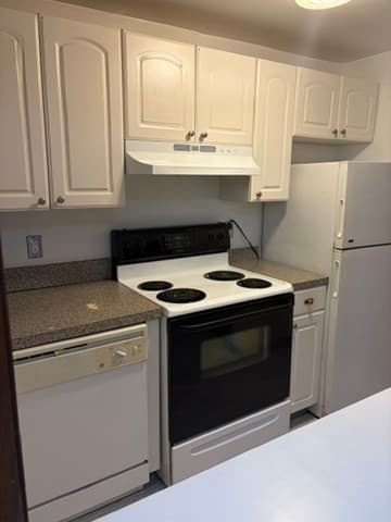 Condominium at 676 Farm Rd # 1, Marlborough MA 01752, Marlborough, photo 10 of 13