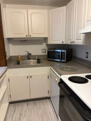 Condominium at 676 Farm Rd # 1, Marlborough MA 01752, Marlborough, photo 8 of 13