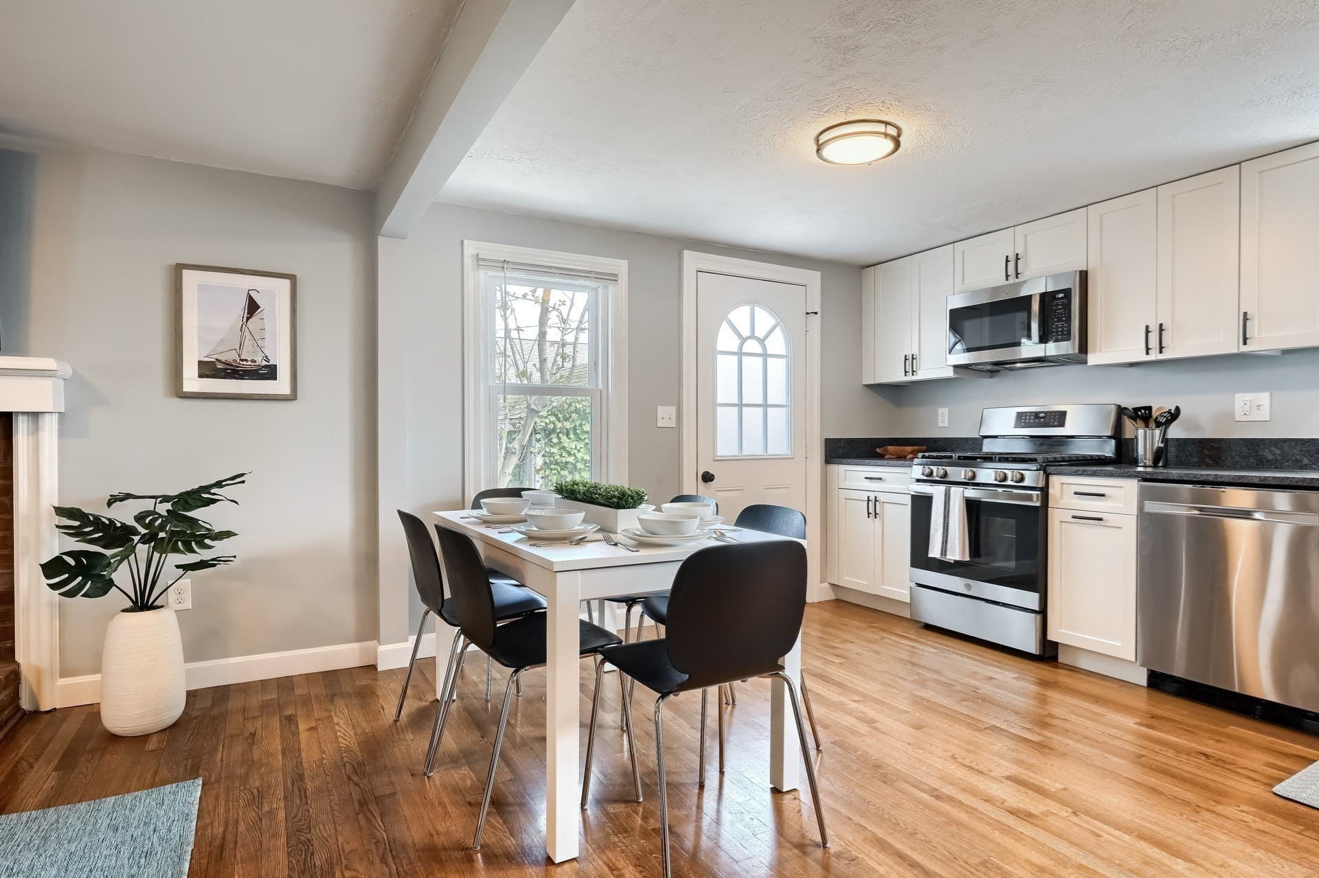 Single Family Residence at 32 Washington Ave Ext, Barnstable MA 02601, Barnstable, photo 7 of 22