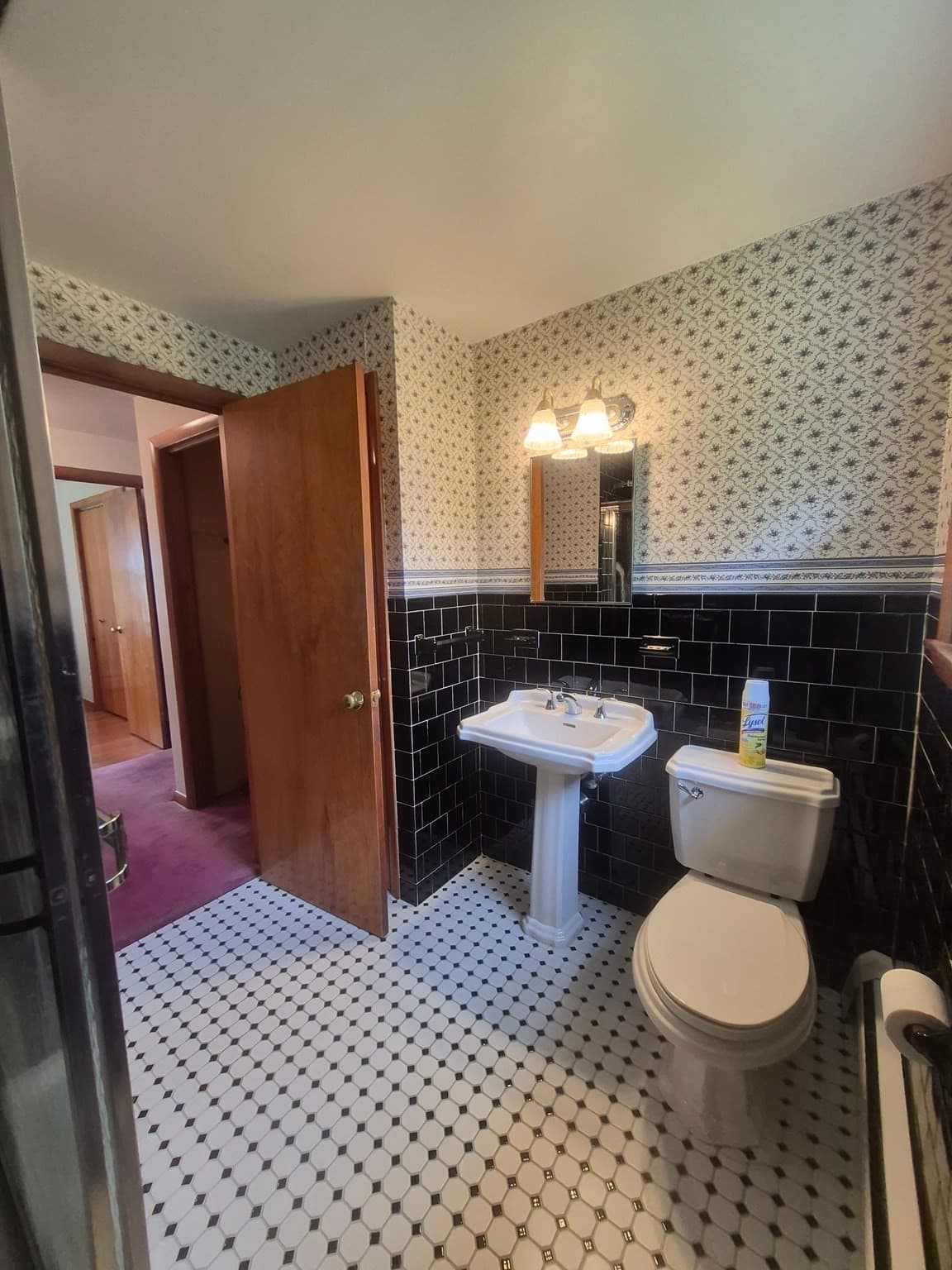 Single Family Residence at 328 Lebanon Hill Rd, Southbridge MA 01550, Southbridge, photo 9 of 22