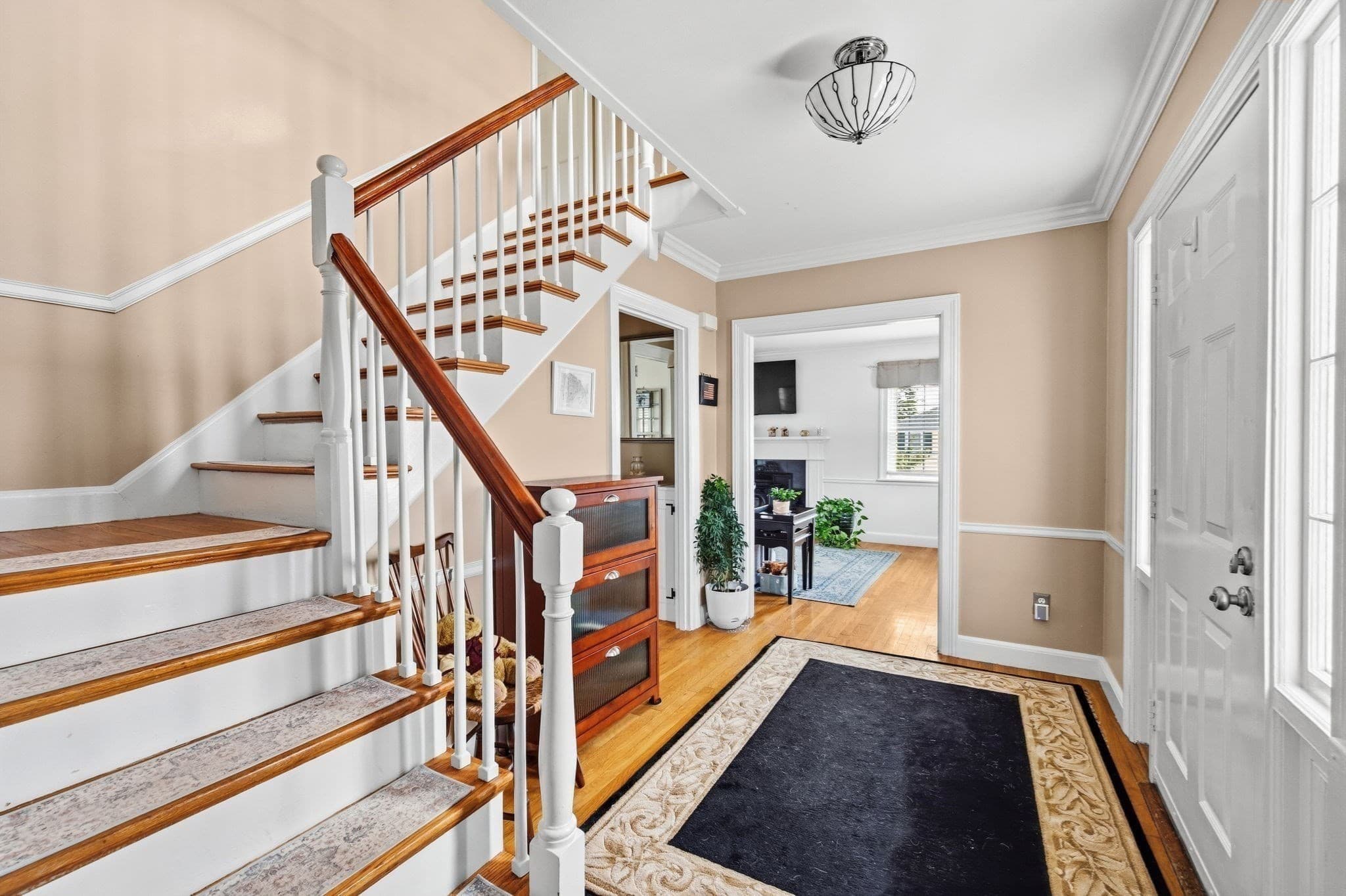 Single Family Residence at 70 Mount Vernon West Road, Weymouth MA 02189, Weymouth, photo 3 of 39