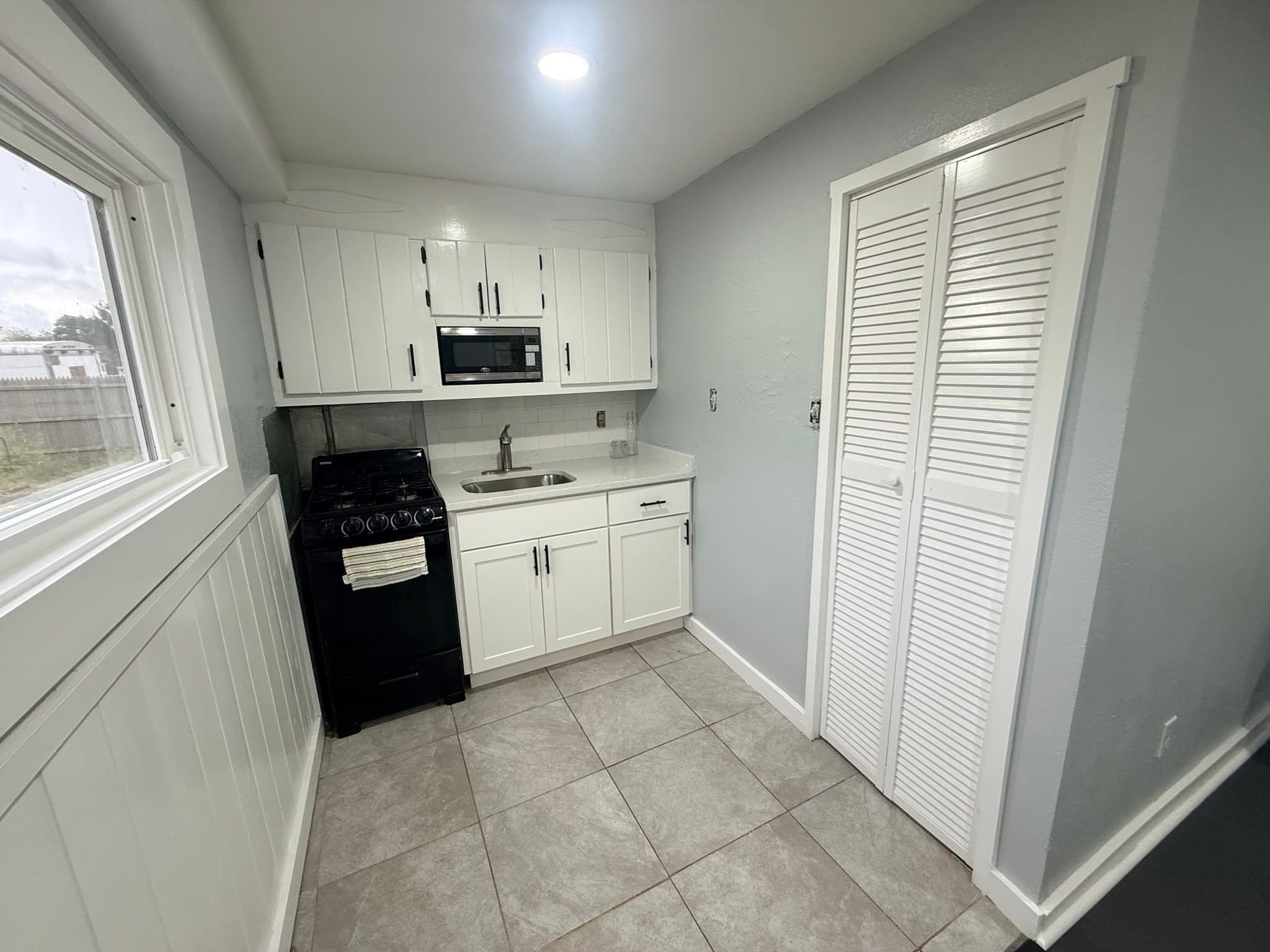 Single Family Residence at 33 Johnson St, Westport MA 02790, Westport, photo 17 of 19