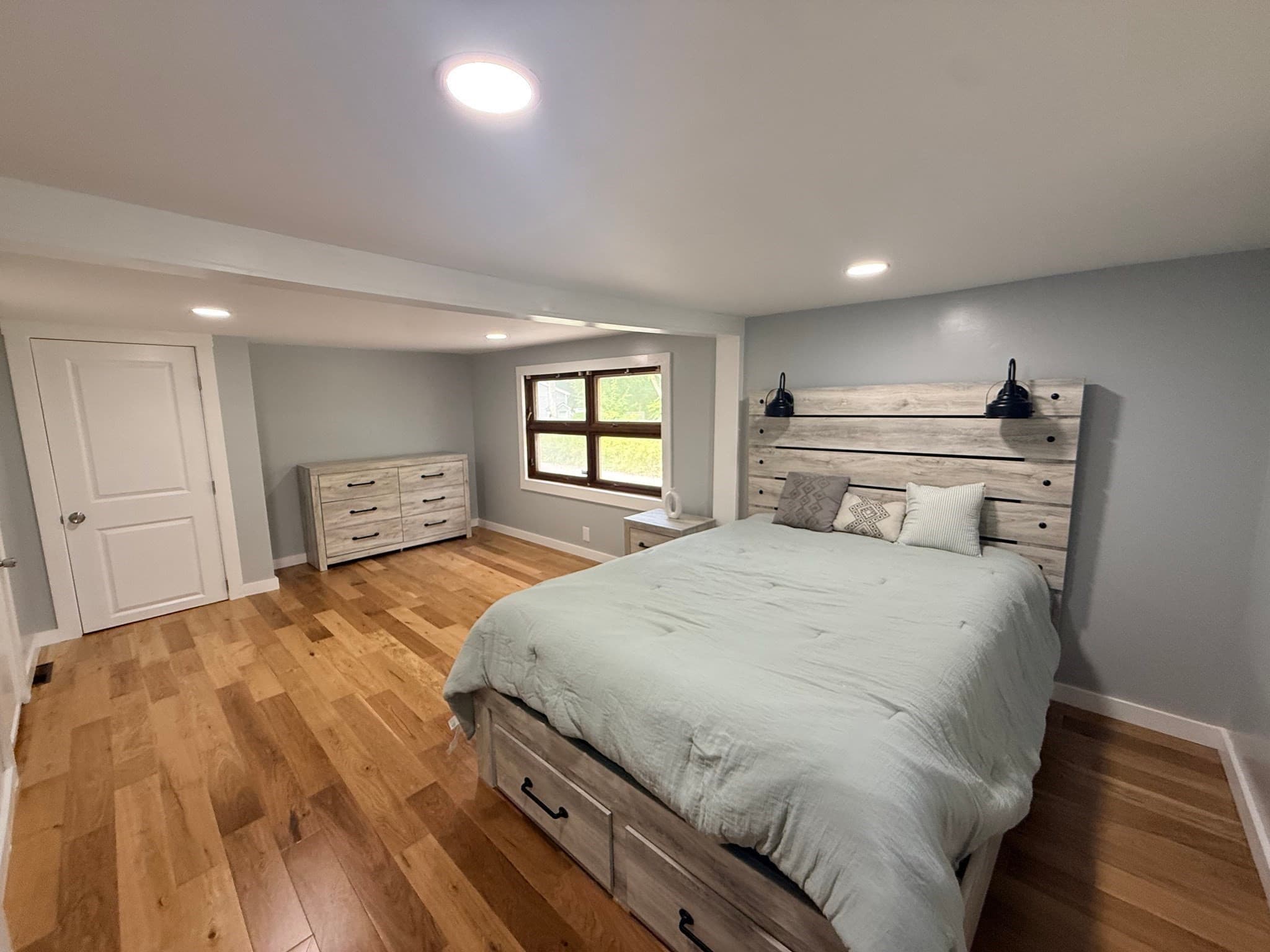 Single Family Residence at 33 Johnson St, Westport MA 02790, Westport, photo 8 of 19
