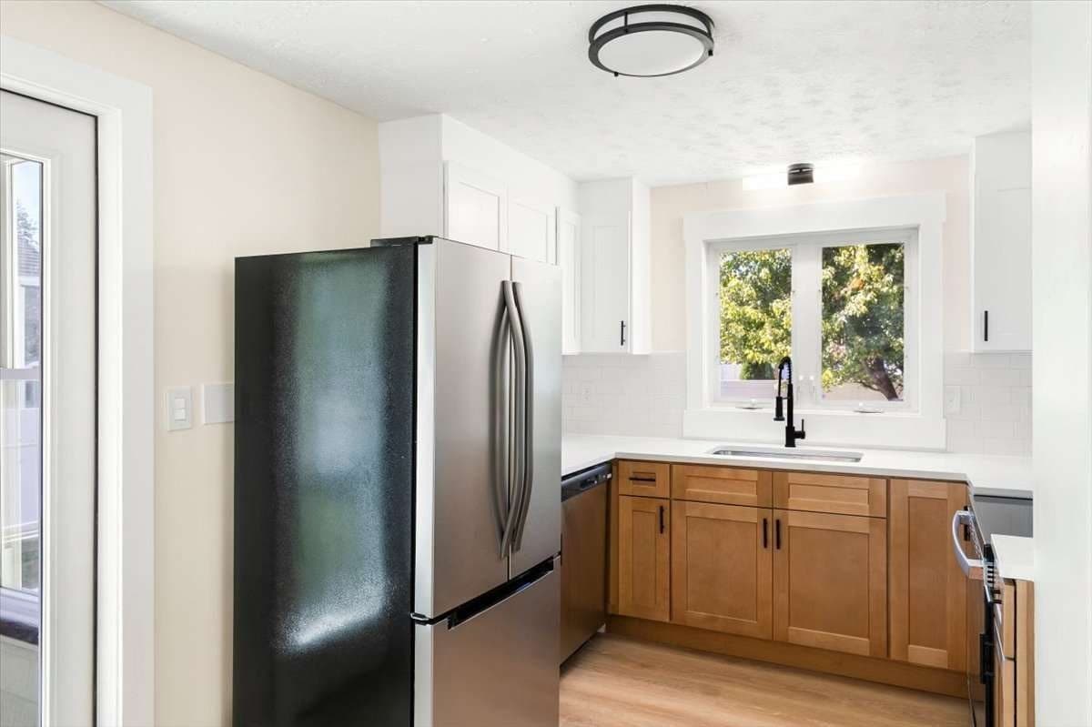 Single Family Residence at 298 Greenwood St., Worcester MA 01607, Worcester, photo 13 of 20