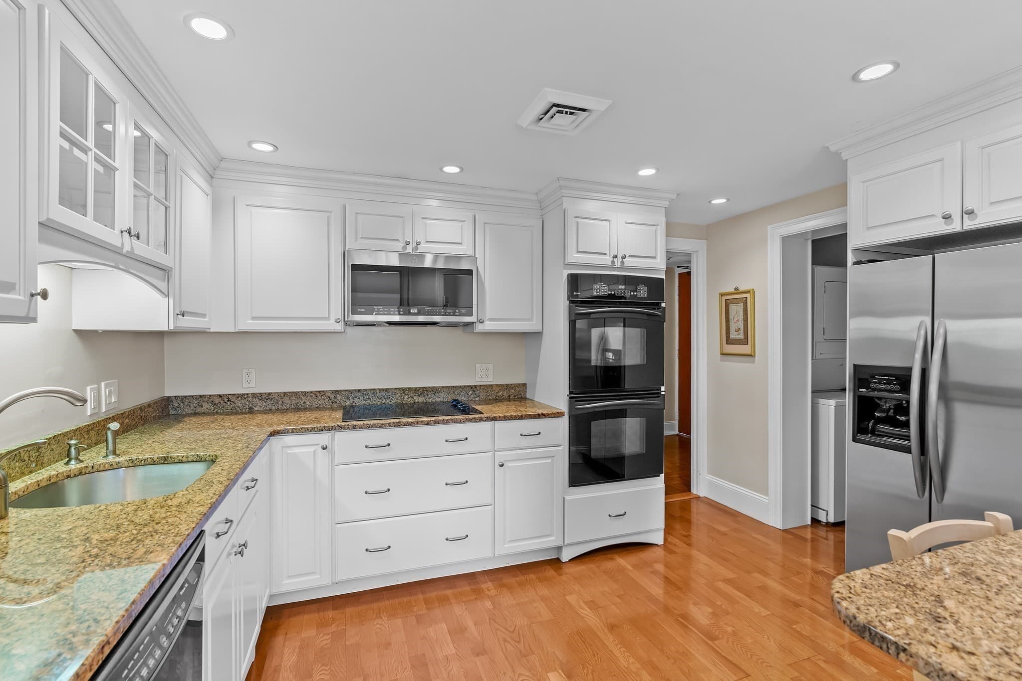 Condominium at 75 Grove Street # 427, Wellesley MA 02482, Wellesley, photo 4 of 21