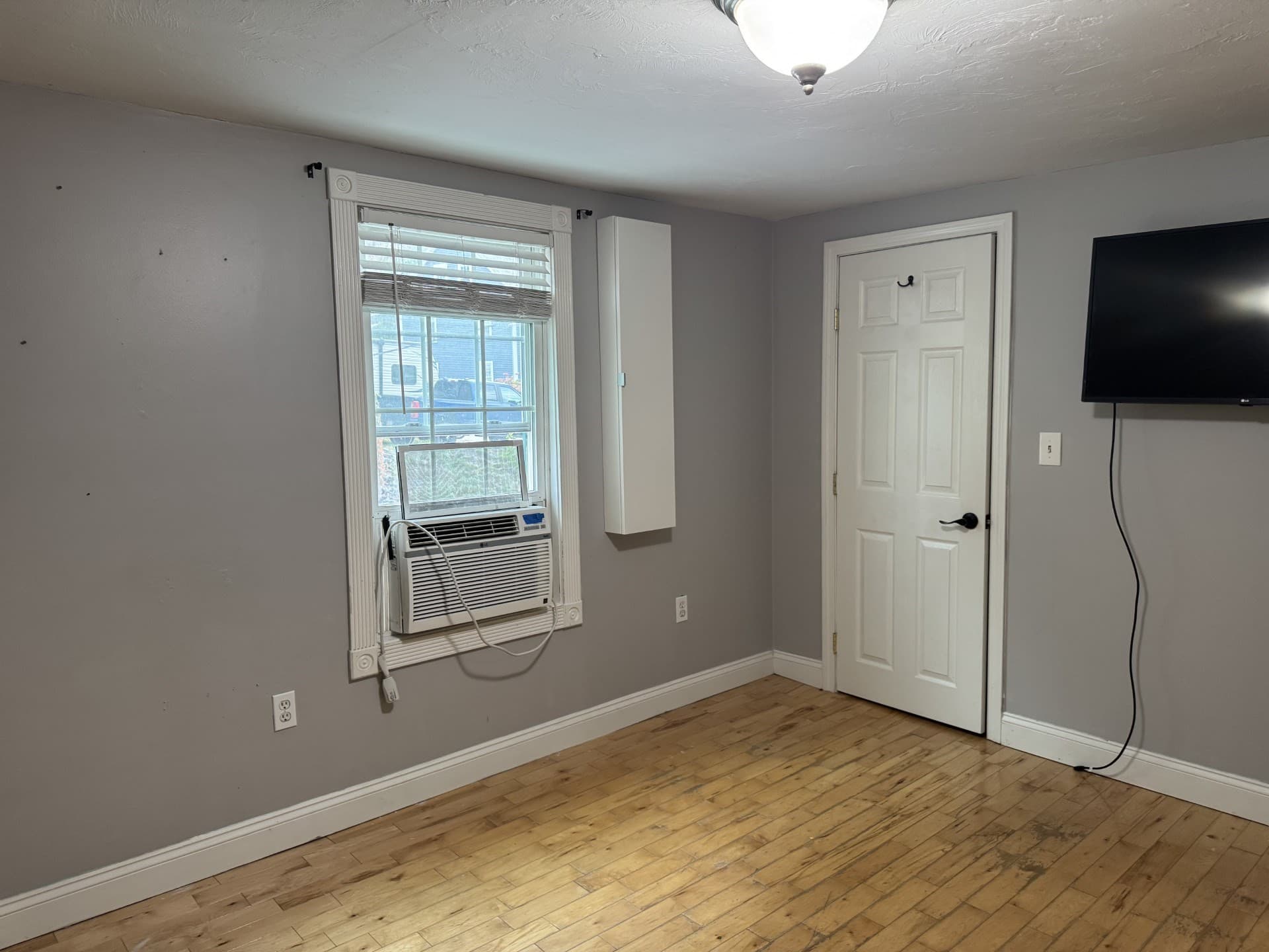 Single Family Residence at 64 Mayland St, Fitchburg MA 01420, Fitchburg, photo 17 of 29