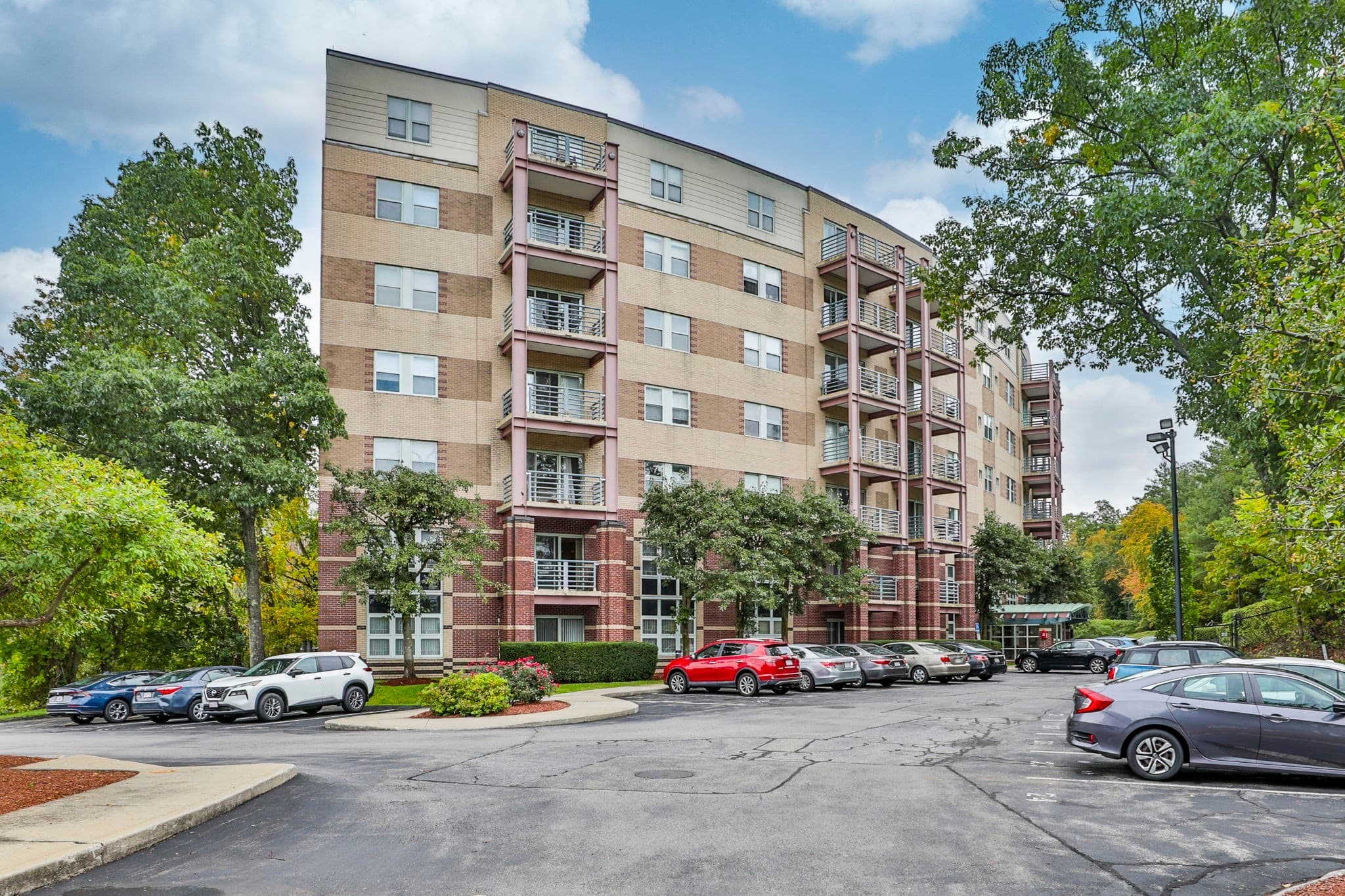 269 Cambridge Rd # 509, Woburn MA 01801