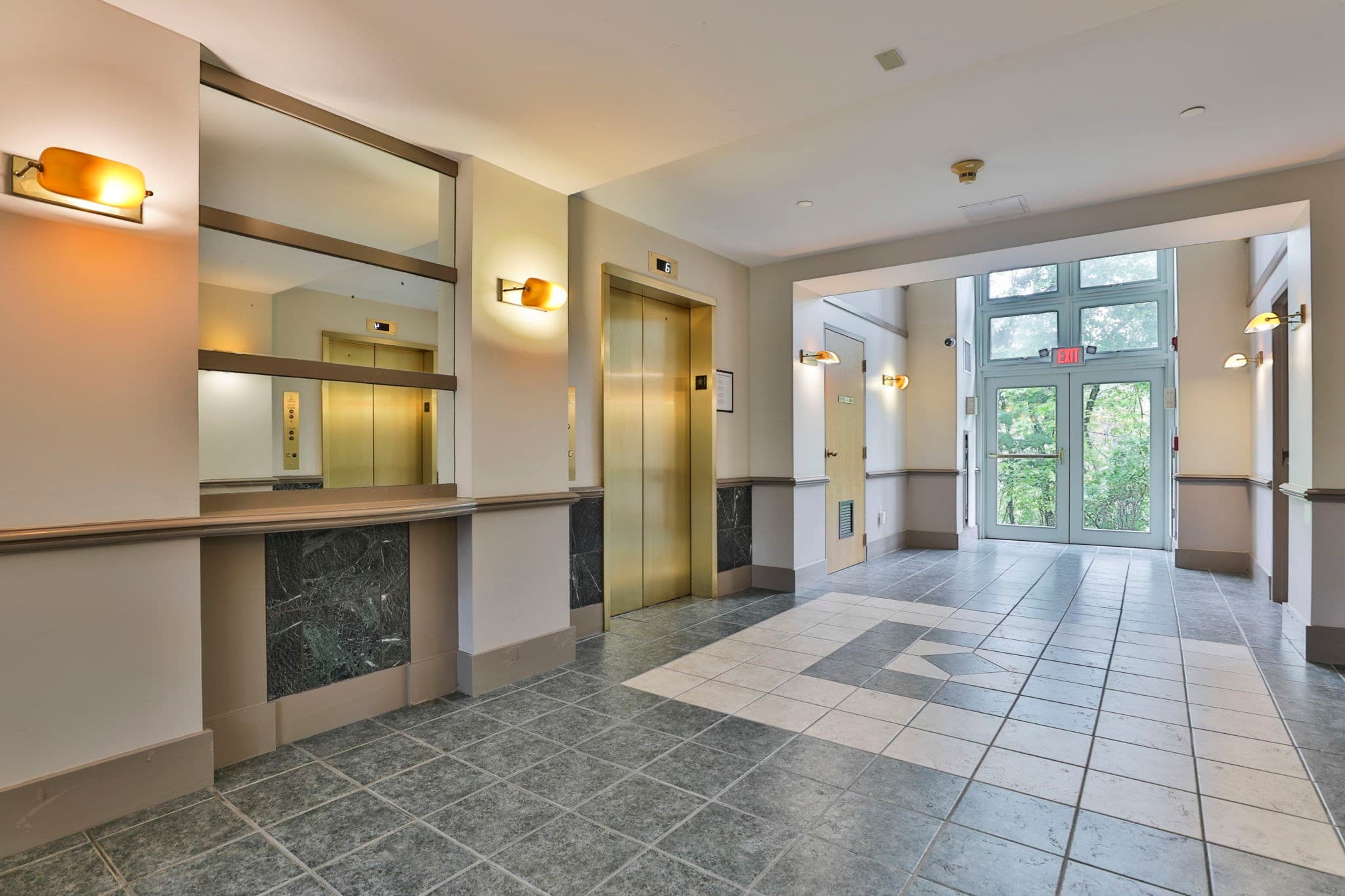 Condominium at 269 Cambridge Rd # 509, Woburn MA 01801, Woburn, photo 24 of 35