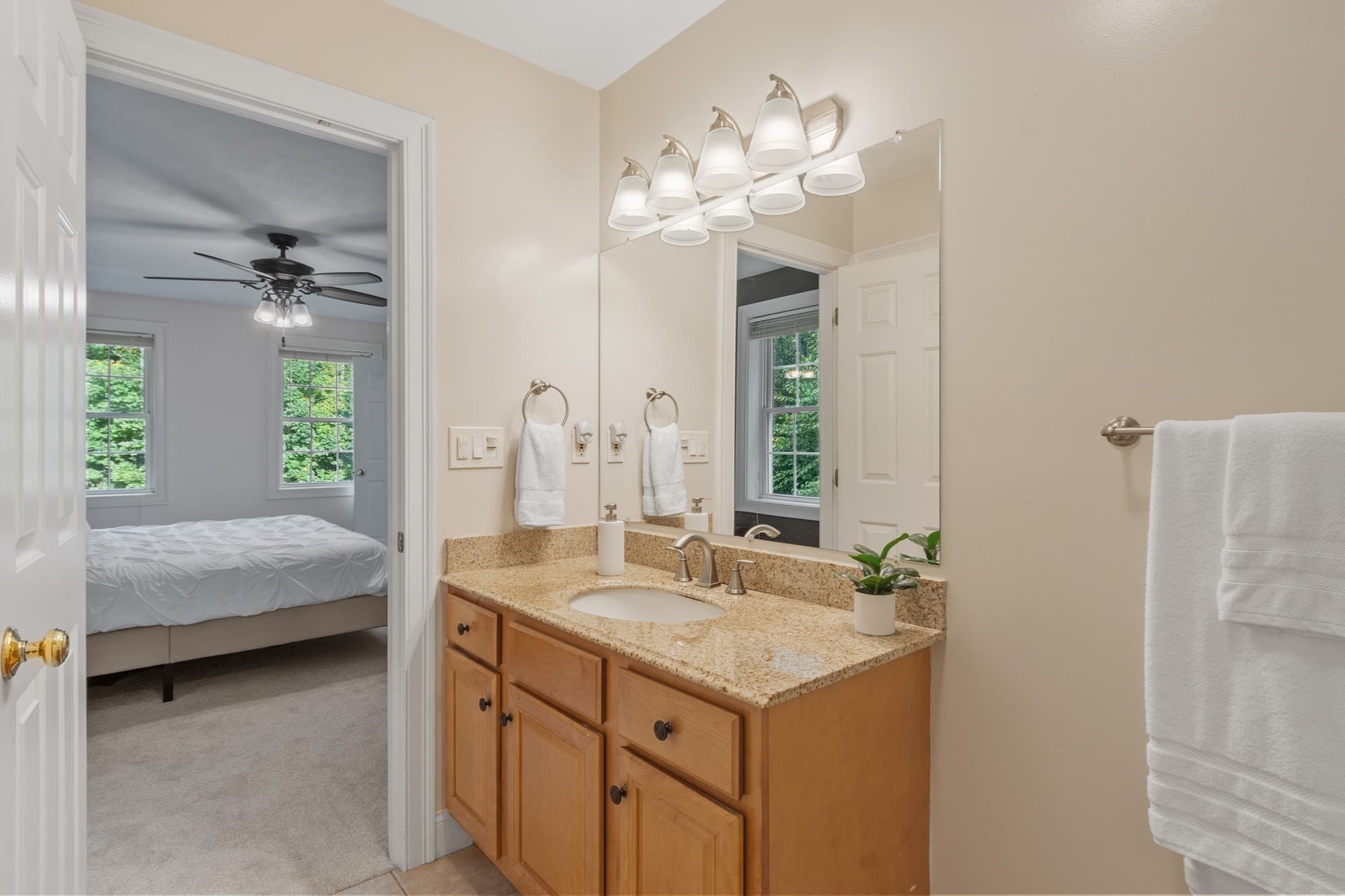 Single Family Residence at 682 Ashburnham Hill Rd, Fitchburg MA 01420, Fitchburg, photo 23 of 39