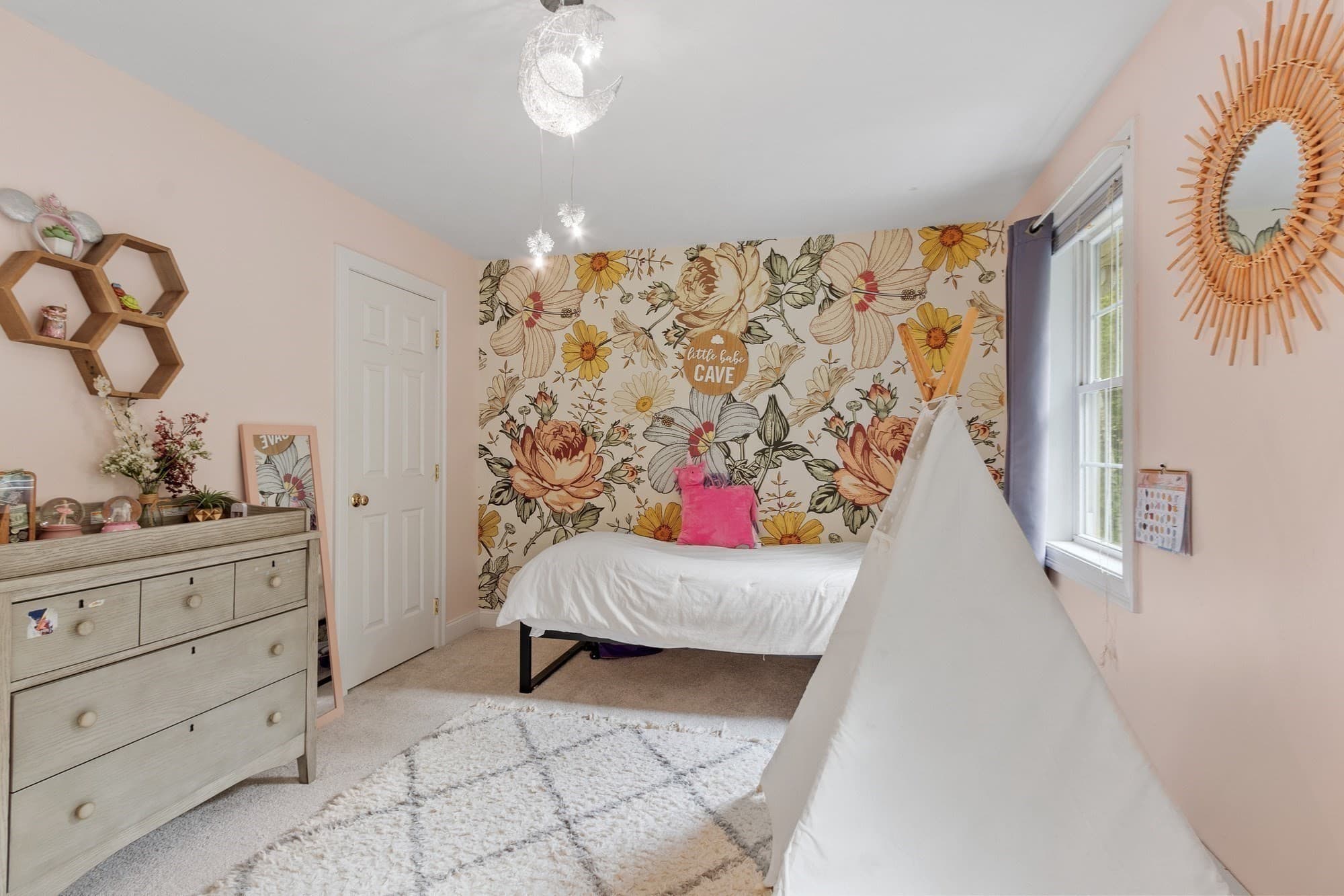 Single Family Residence at 682 Ashburnham Hill Rd, Fitchburg MA 01420, Fitchburg, photo 27 of 39