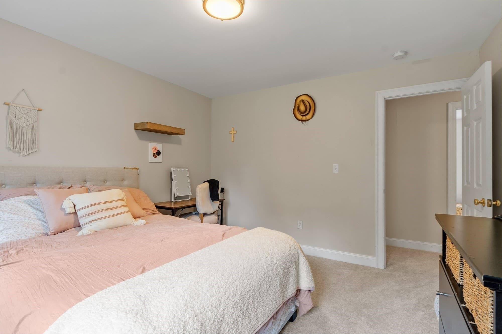 Single Family Residence at 682 Ashburnham Hill Rd, Fitchburg MA 01420, Fitchburg, photo 30 of 39