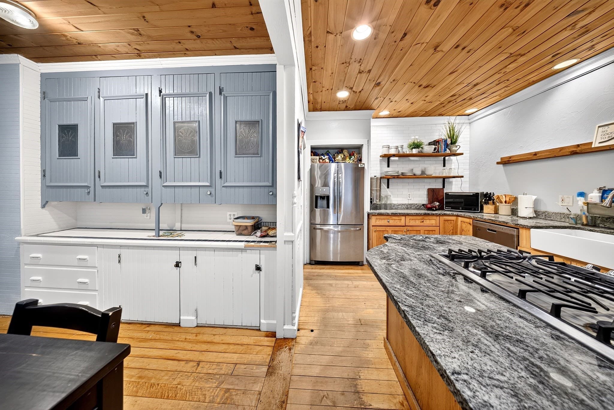 Condominium at 18 Bancroft Park # 18, Hopedale MA 01747, Hopedale, photo 14 of 37