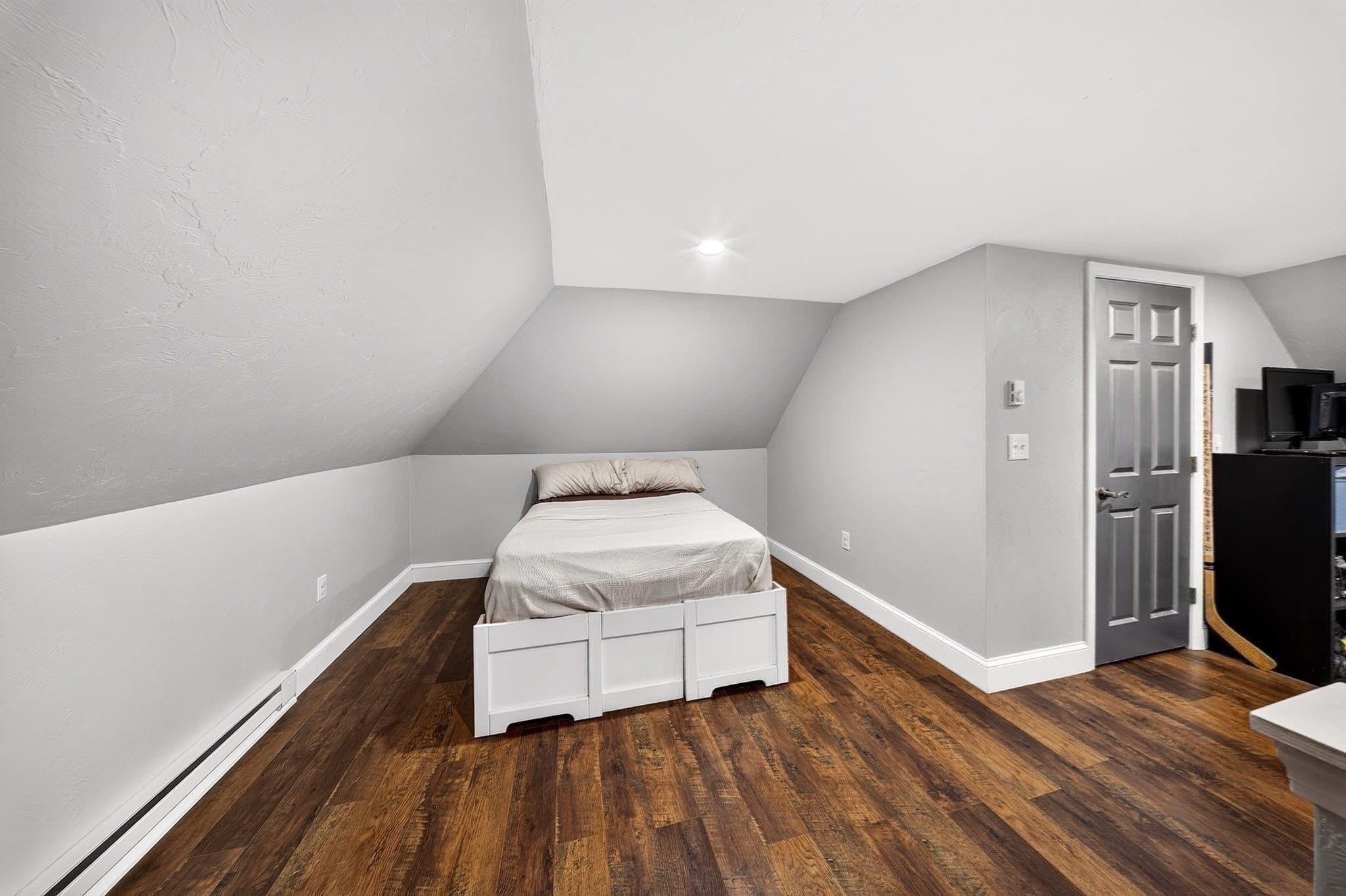 Condominium at 18 Bancroft Park # 18, Hopedale MA 01747, Hopedale, photo 35 of 37