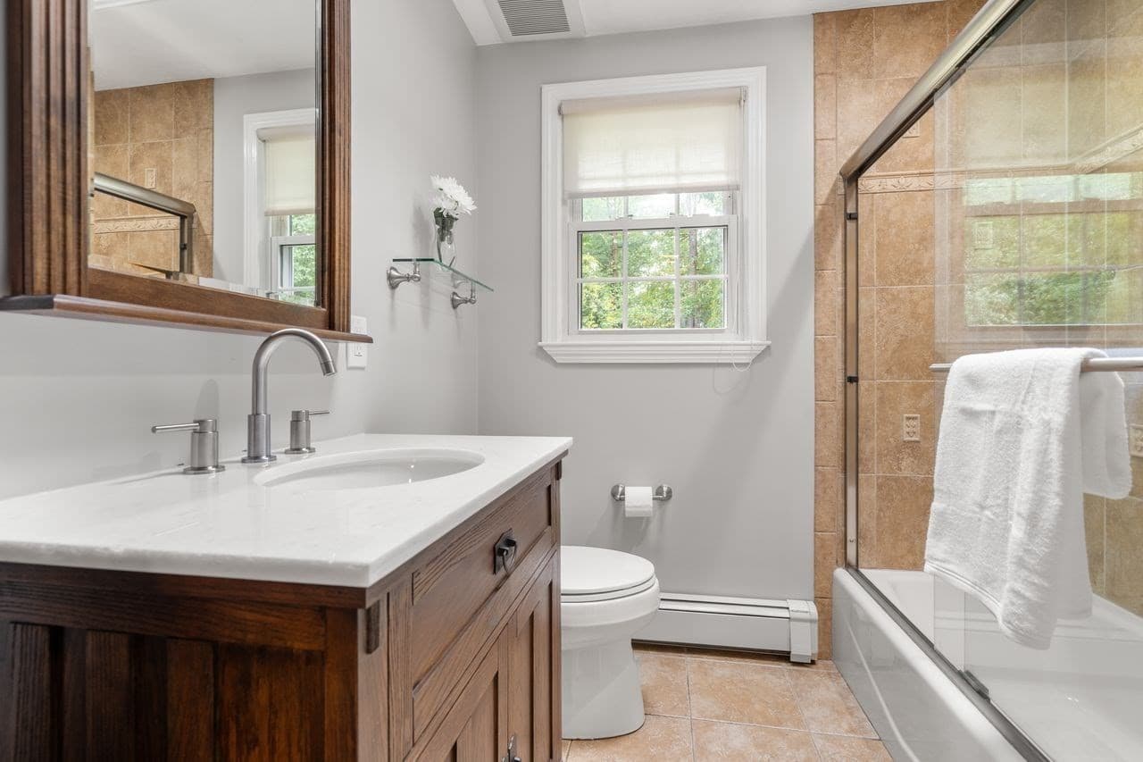 Single Family Residence at 10 Millbrook Dr, Plainville MA 02762, Plainville, photo 3 of 21