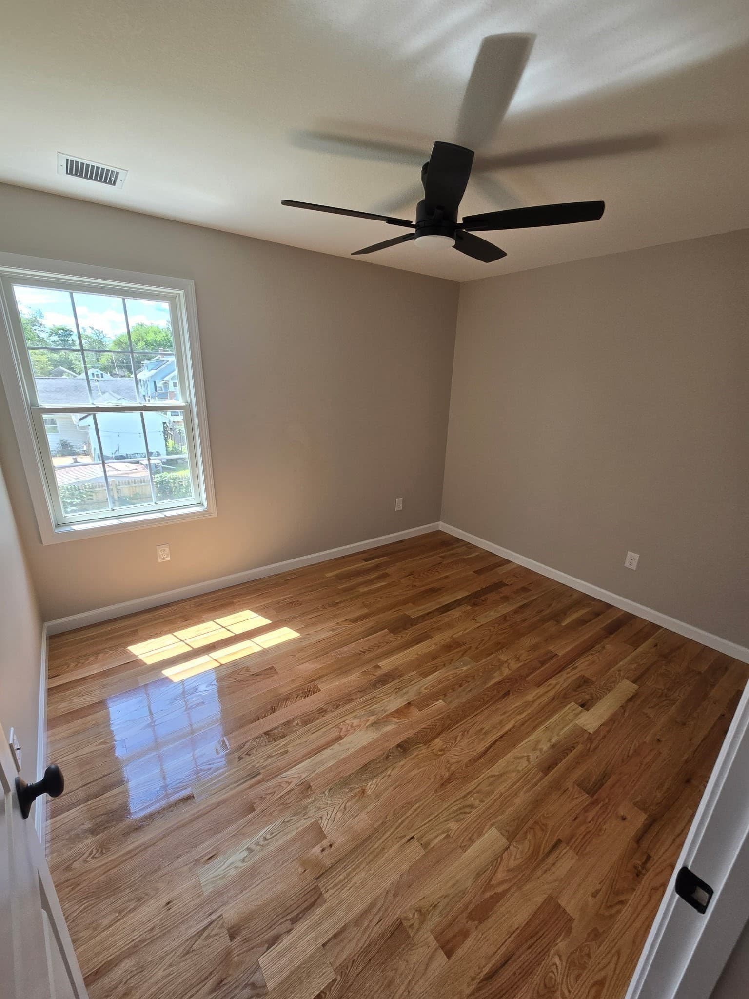 Single Family Residence at 68 Homestead Ave, Springfield MA 01151, Springfield, photo 16 of 33