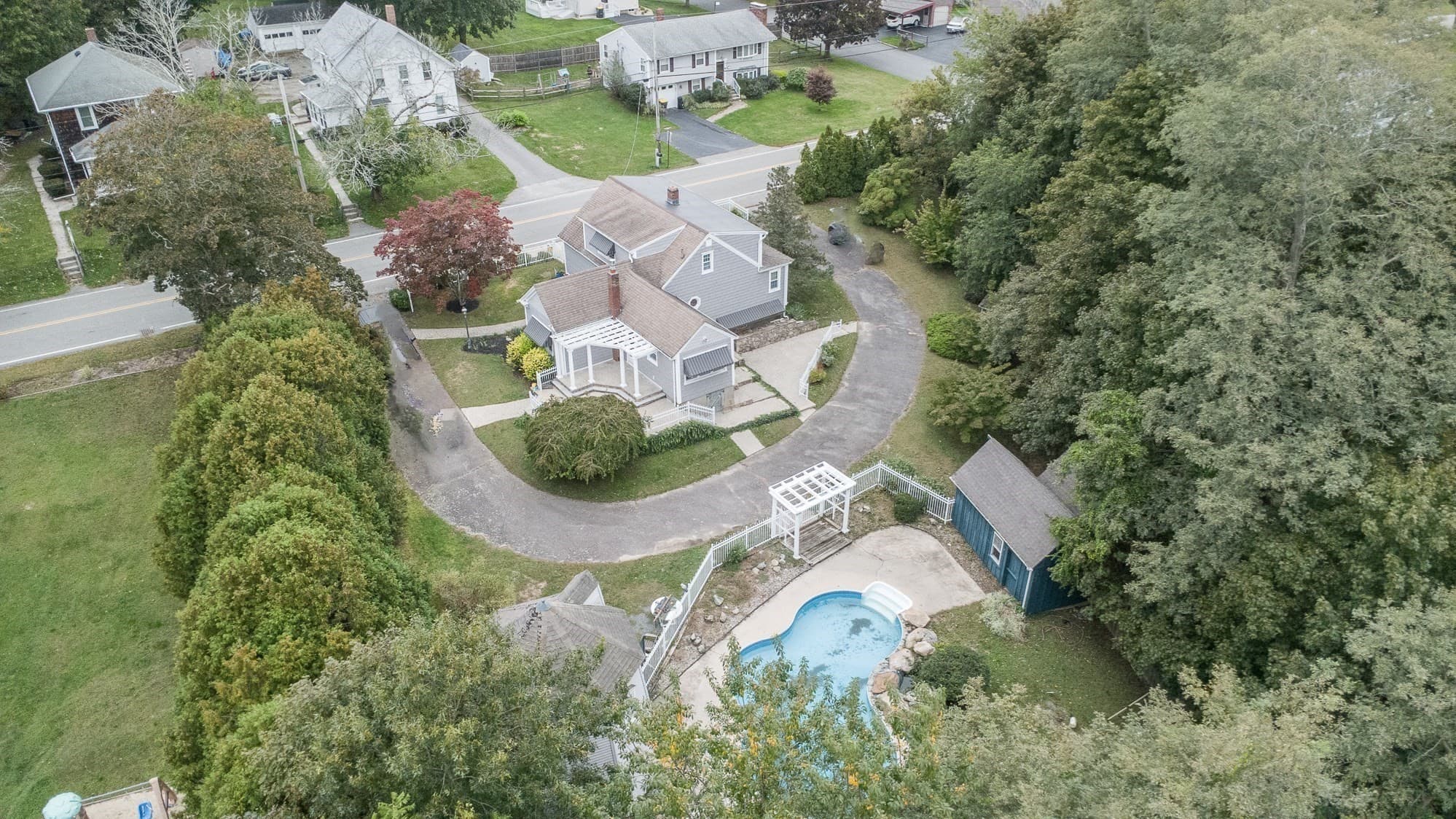 2 Family - 2 Units Up/Down at 648 Pleasant St, Somerset MA 02726, Somerset, photo 4 of 38