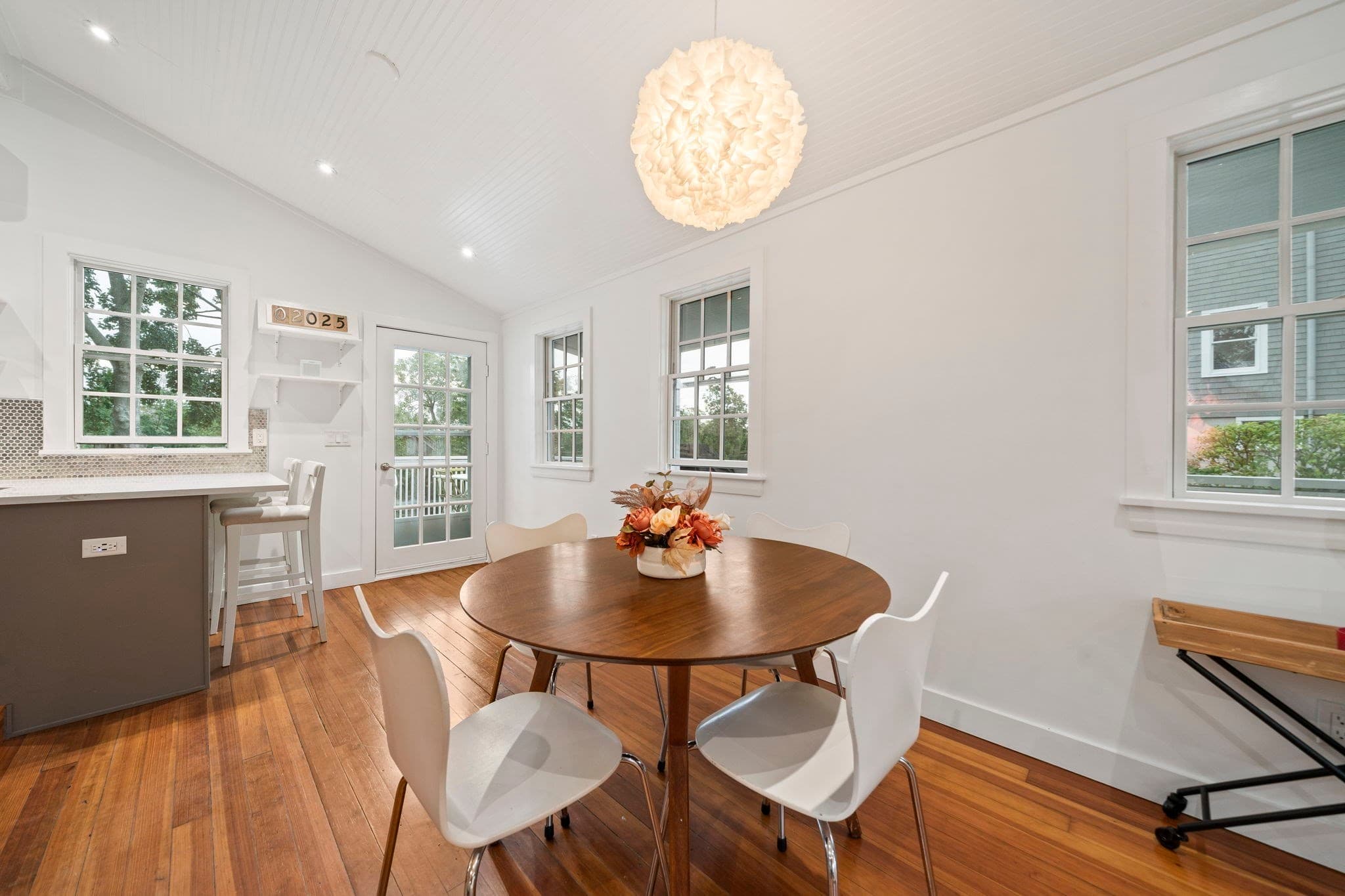 Single Family Residence at 47 Elm Ct, Cohasset MA 02025, Cohasset, photo 10 of 40