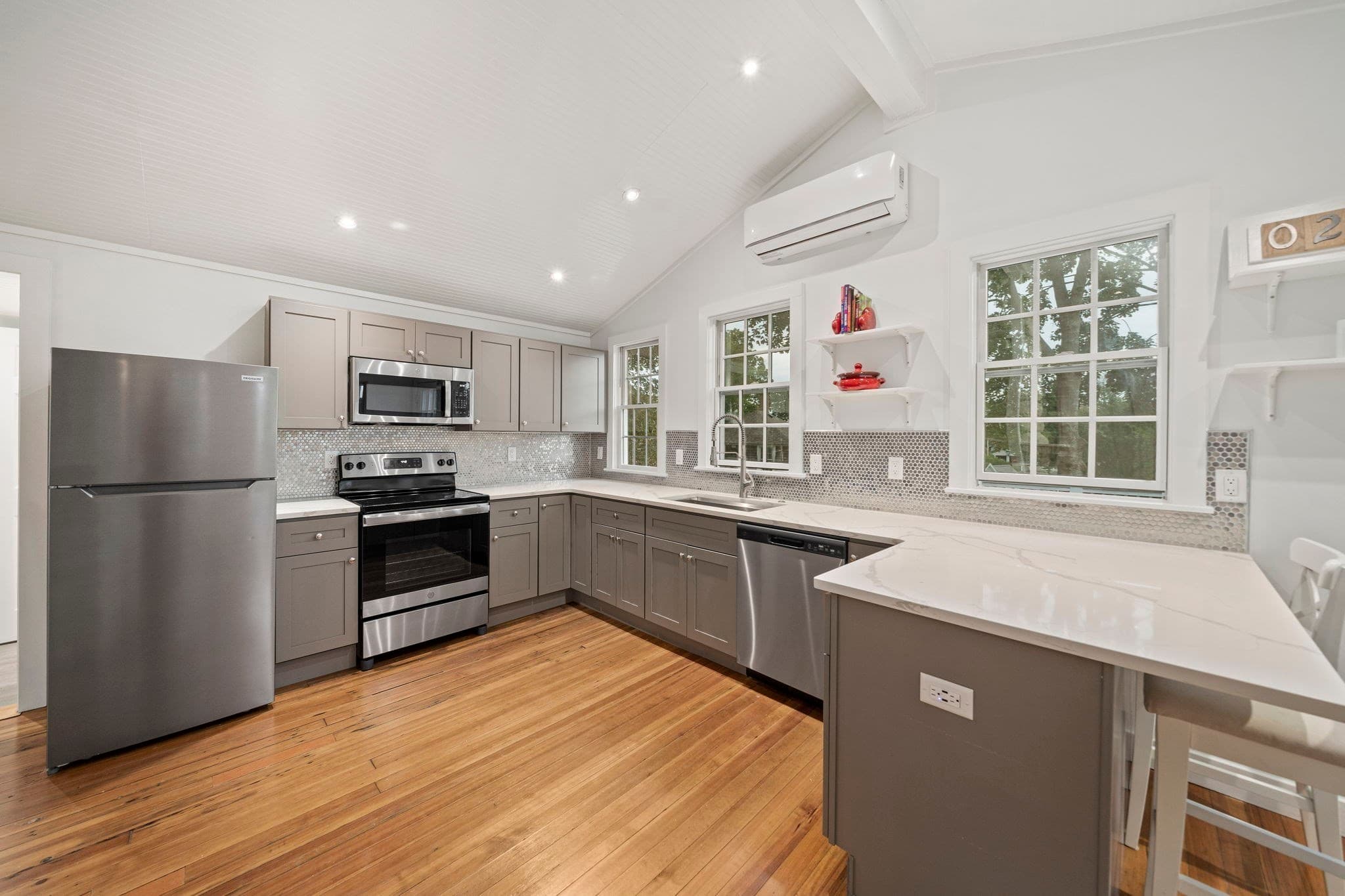 Single Family Residence at 47 Elm Ct, Cohasset MA 02025, Cohasset, photo 11 of 40