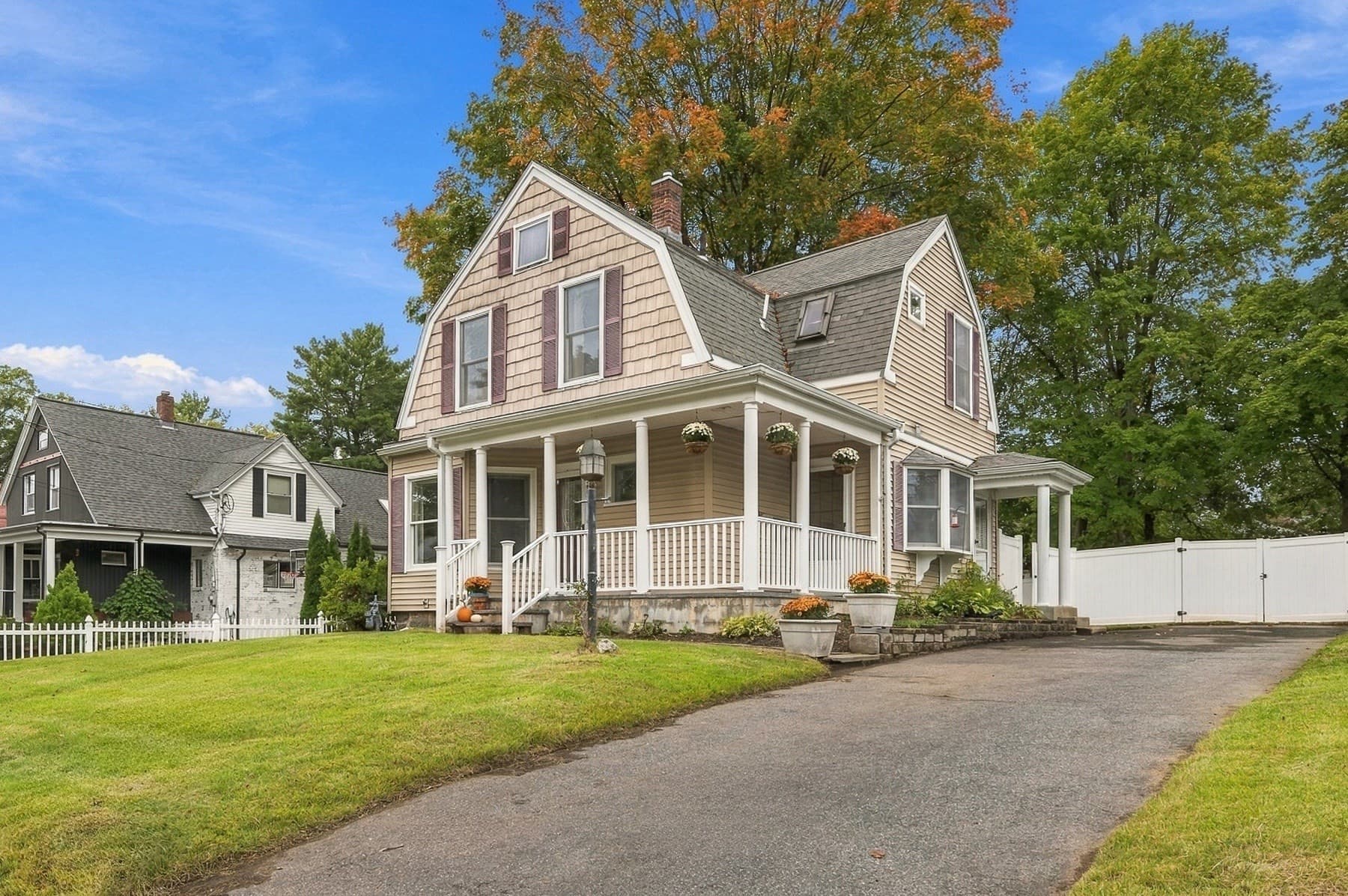 29 Upland St, Holbrook MA 02343