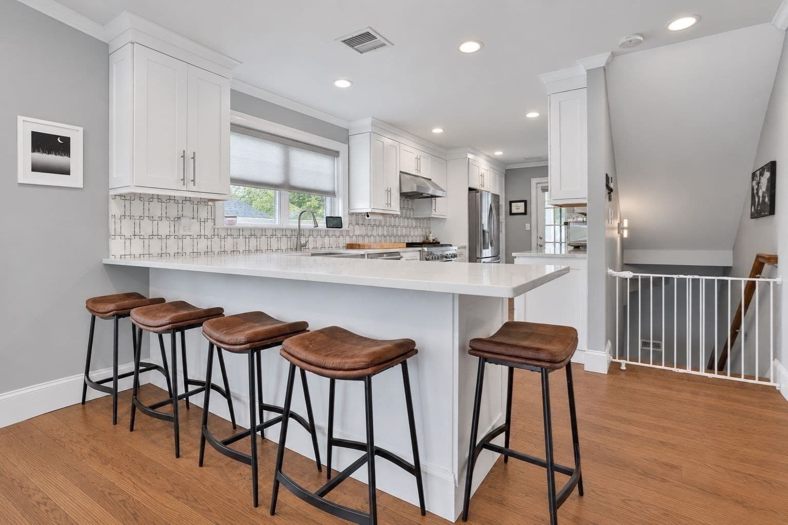 Condominium at 440 Central Ave # 2, Milton MA 02186, Milton, photo 6 of 31