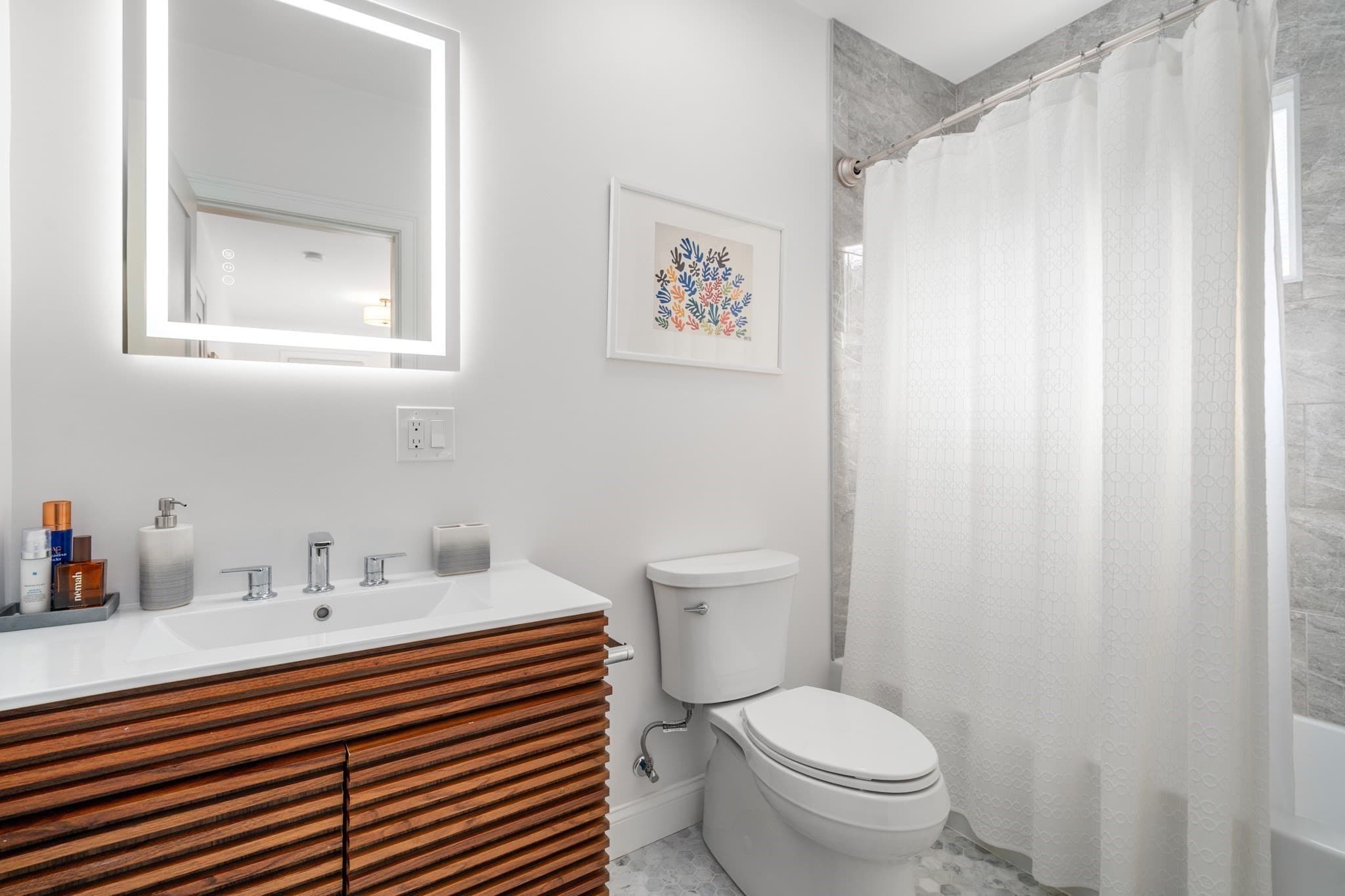 Condominium at 15 Ardent Street # 2, Boston MA 02131, Boston, photo 11 of 22