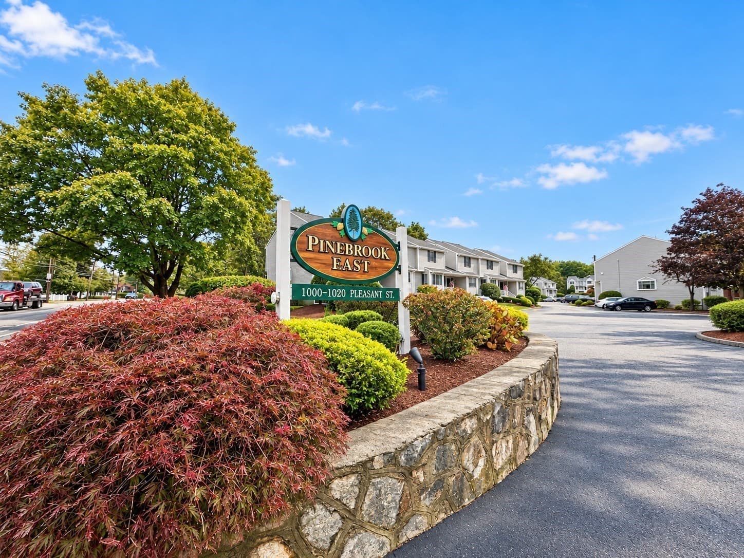 Condominium at 1002 Pleasant # 10, Weymouth MA 02189, Weymouth, photo 2 of 21