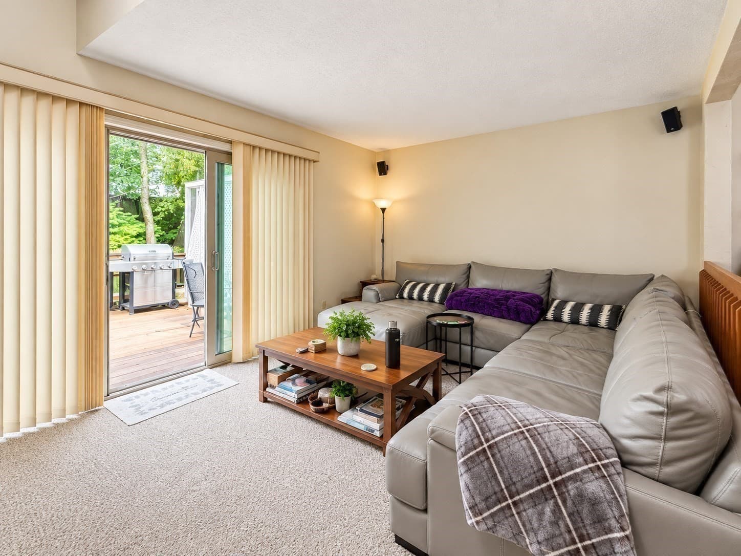 Condominium at 1002 Pleasant # 10, Weymouth MA 02189, Weymouth, photo 7 of 21
